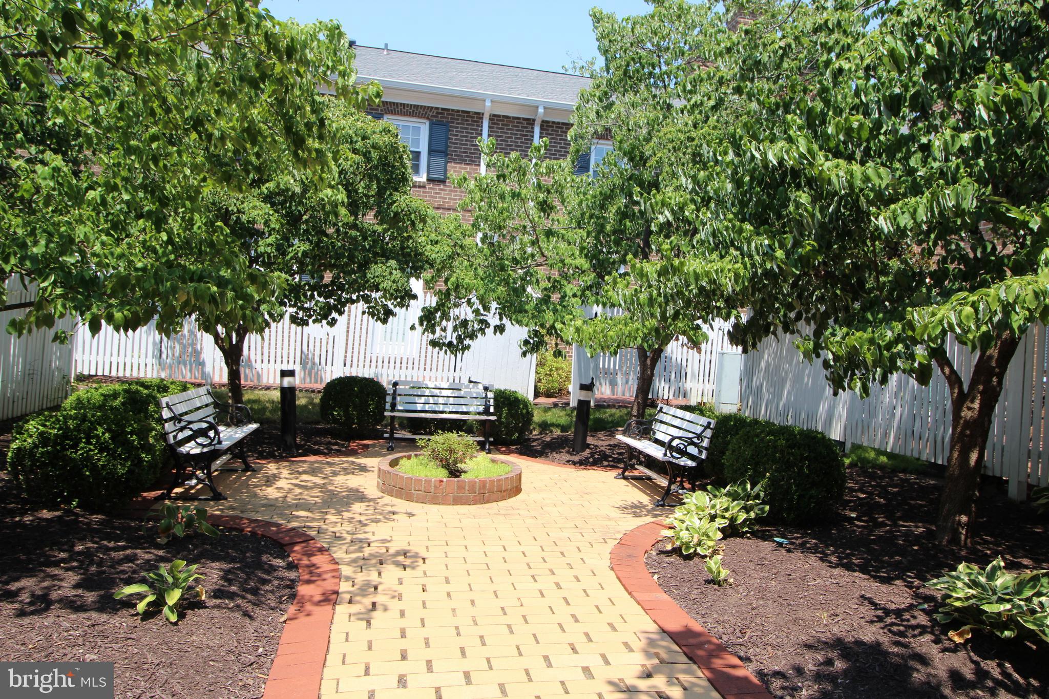 WATERGATE OF ALEXANDRIA - Residential Lease