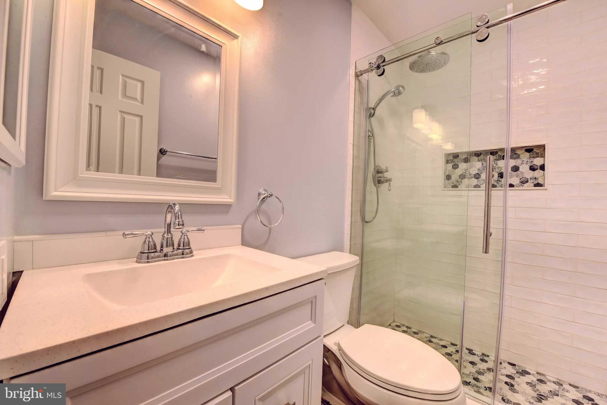 WATERGATE OF ALEXANDRIA - Residential Lease