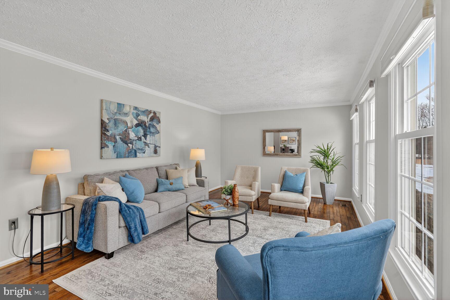 2703 BELLE CREST LANE