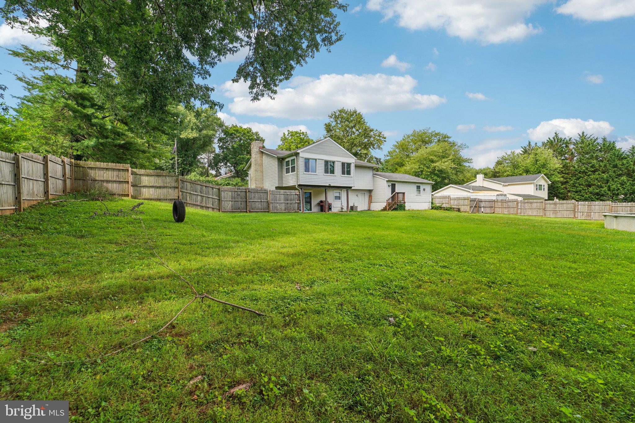1604 BRENTWOOD DRIVE