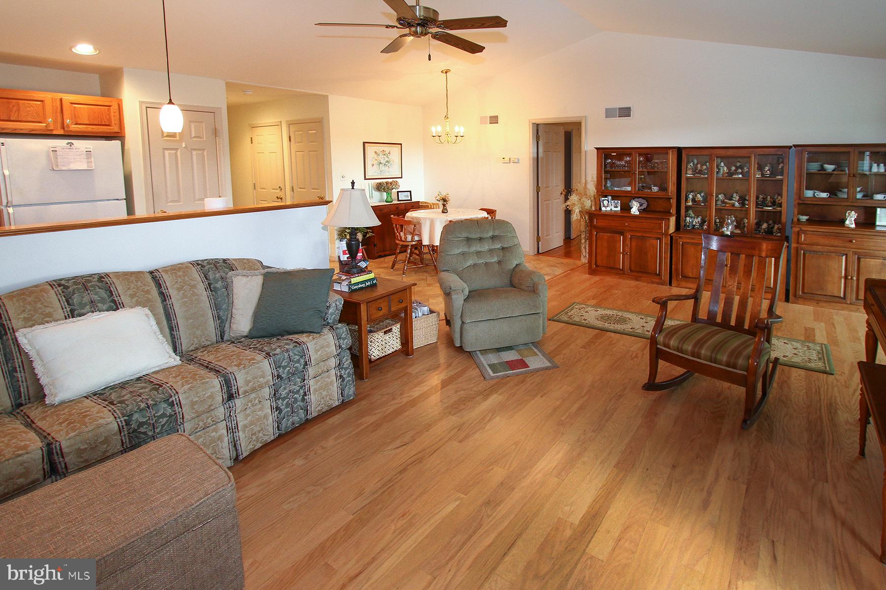 WILLOW CREEK - Residential