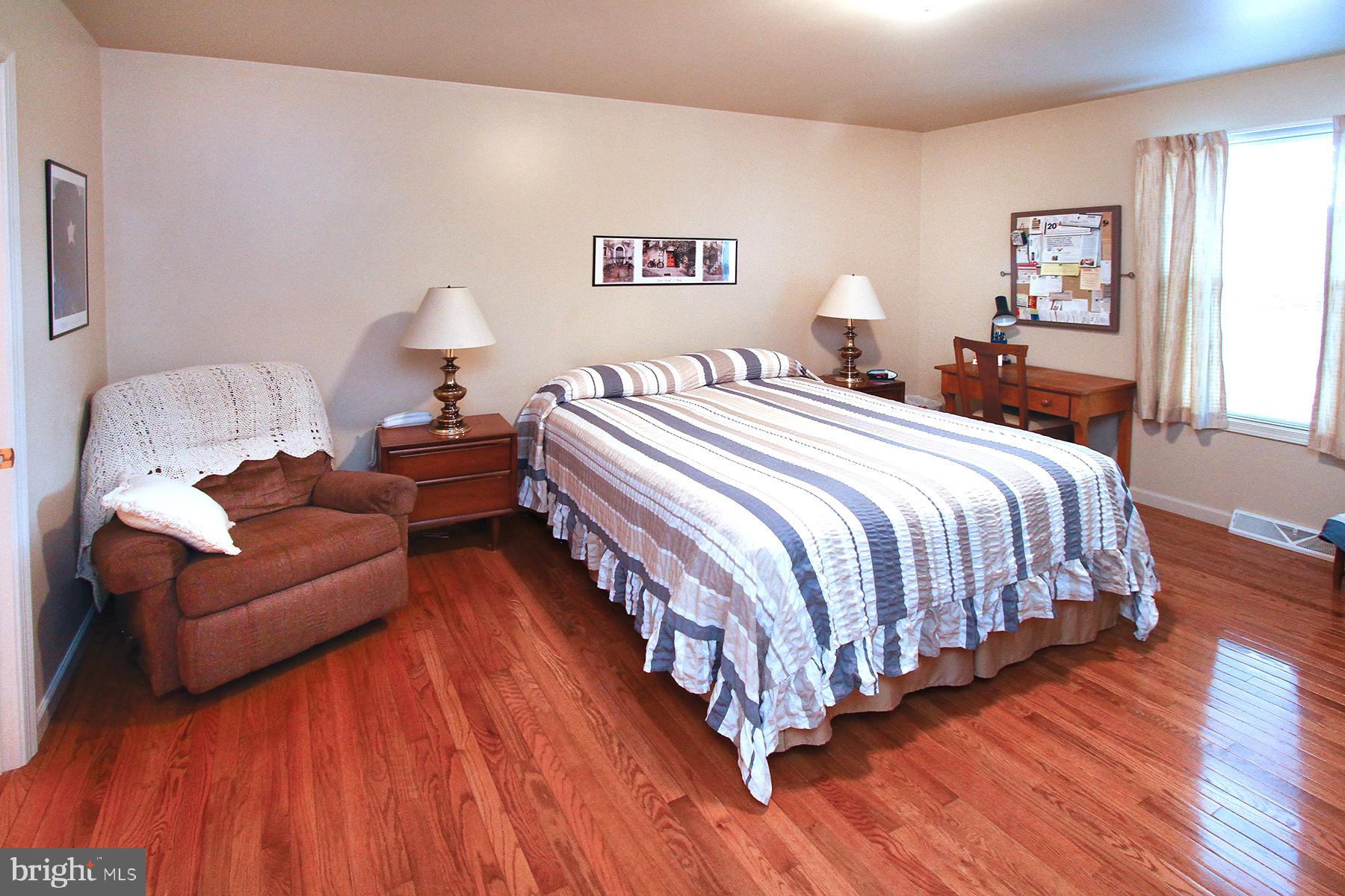 WILLOW CREEK - Residential