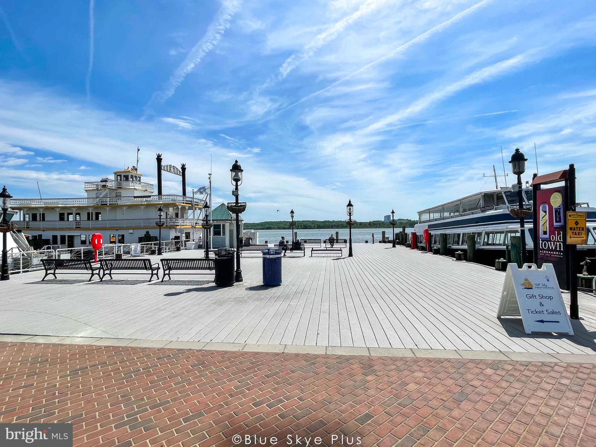 DUKE CONDOMINIUM - Residential