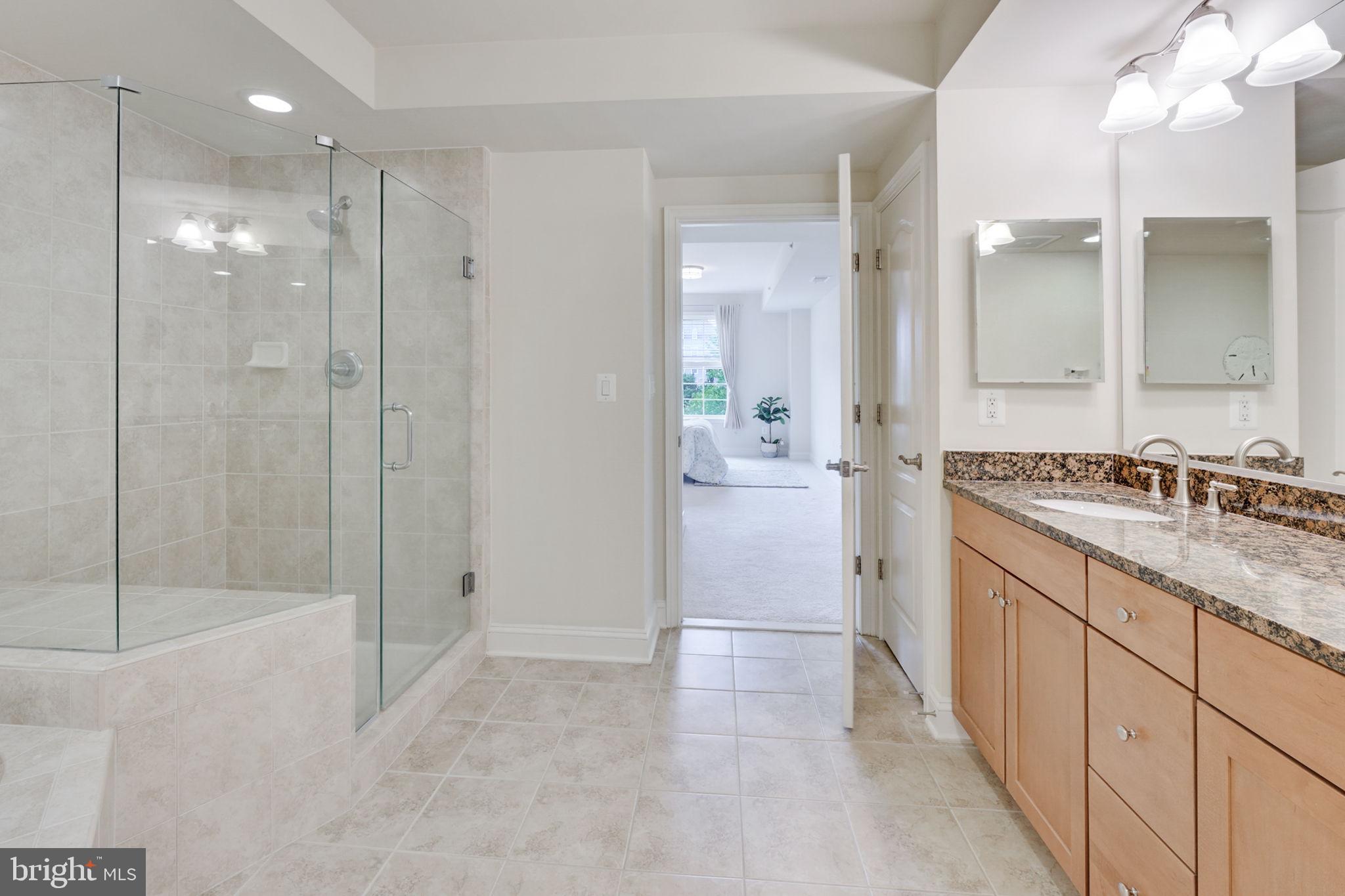 DUKE CONDOMINIUM - Residential