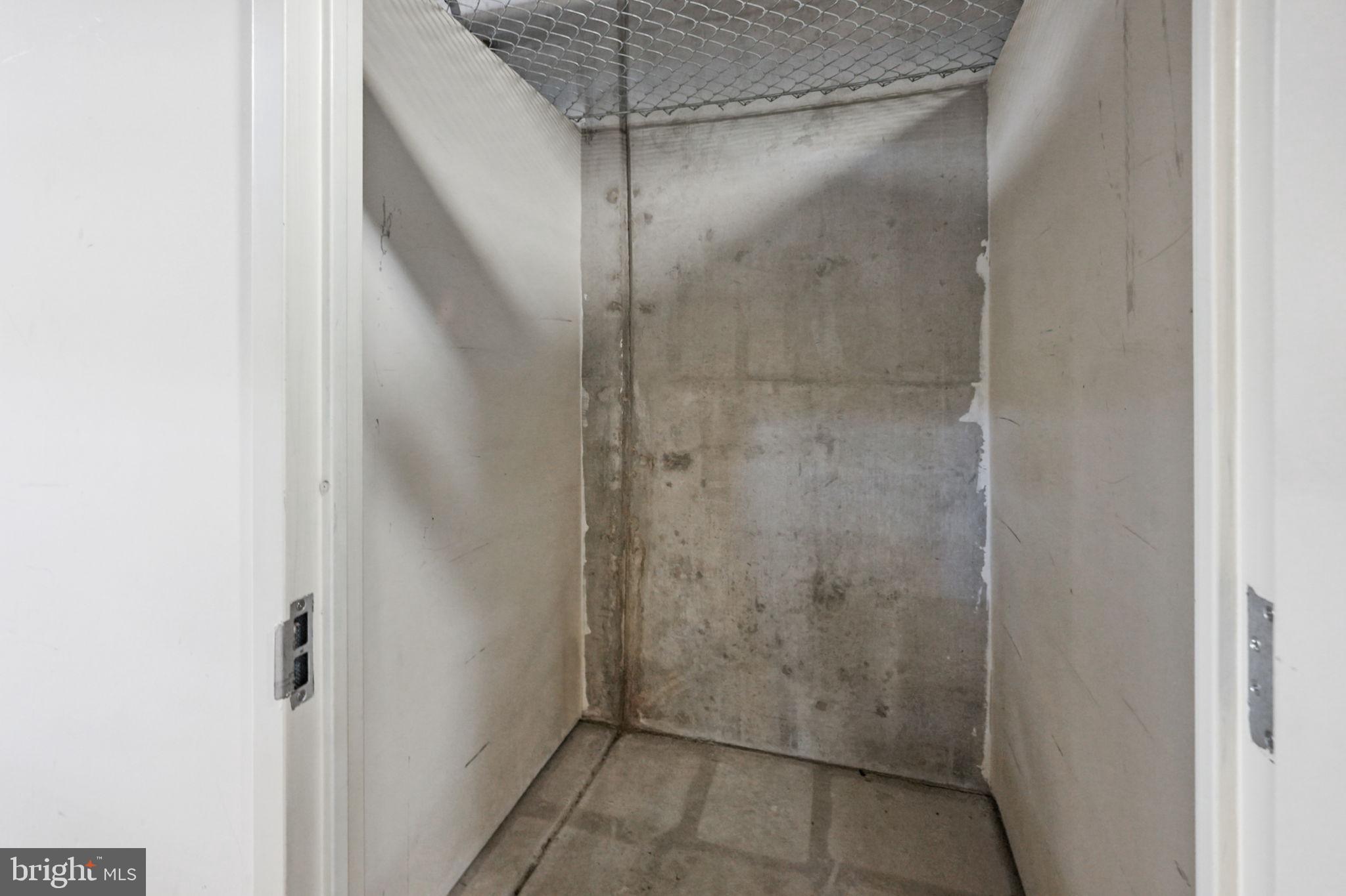 DUKE CONDOMINIUM - Residential