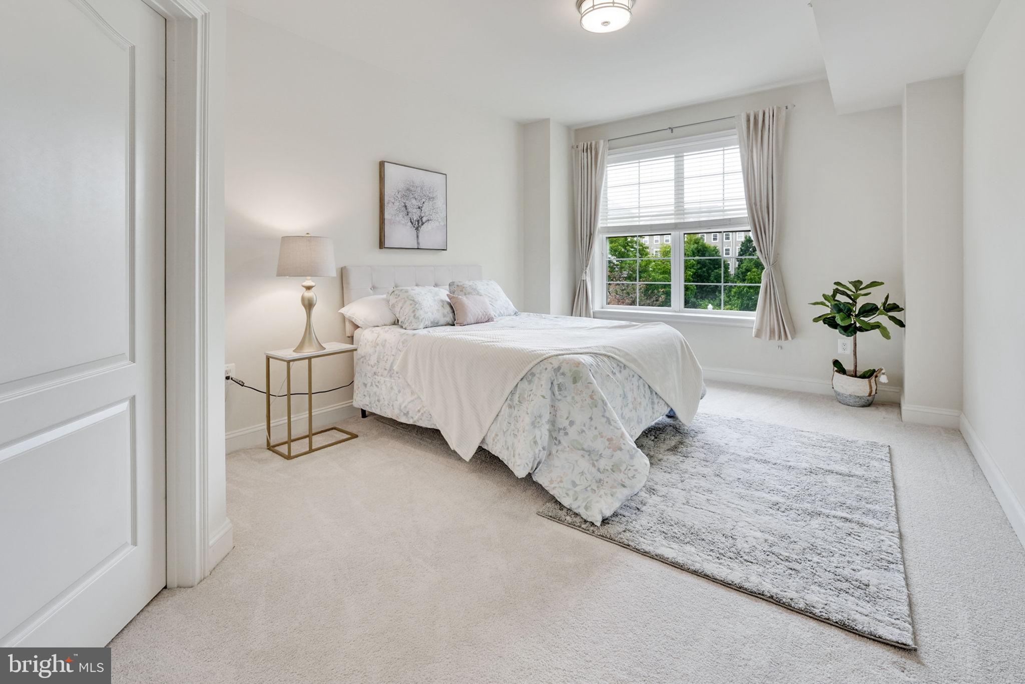 DUKE CONDOMINIUM - Residential