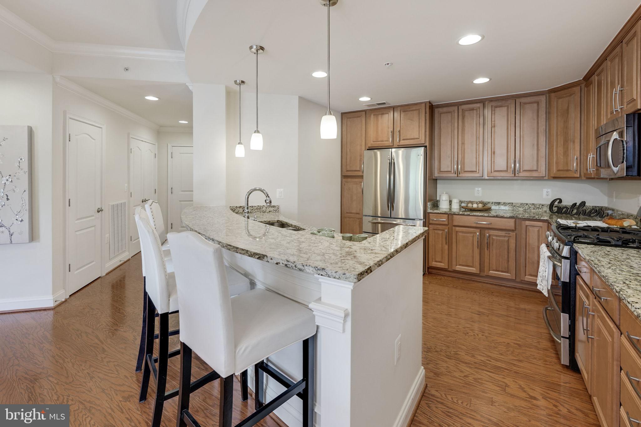 DUKE CONDOMINIUM - Residential