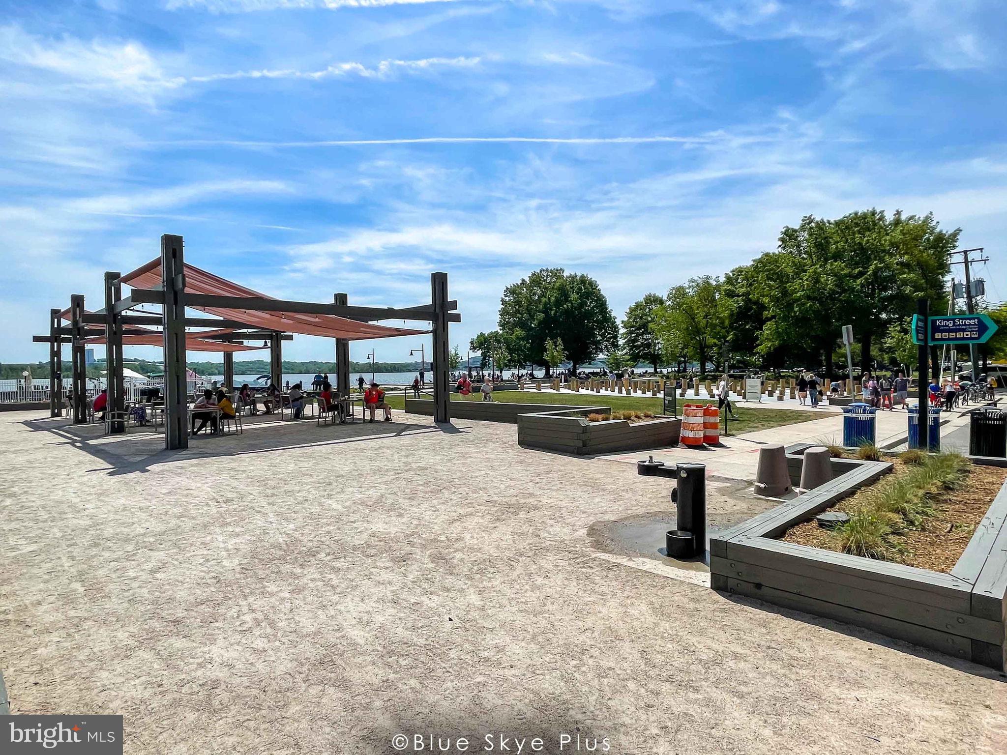 DUKE CONDOMINIUM - Residential