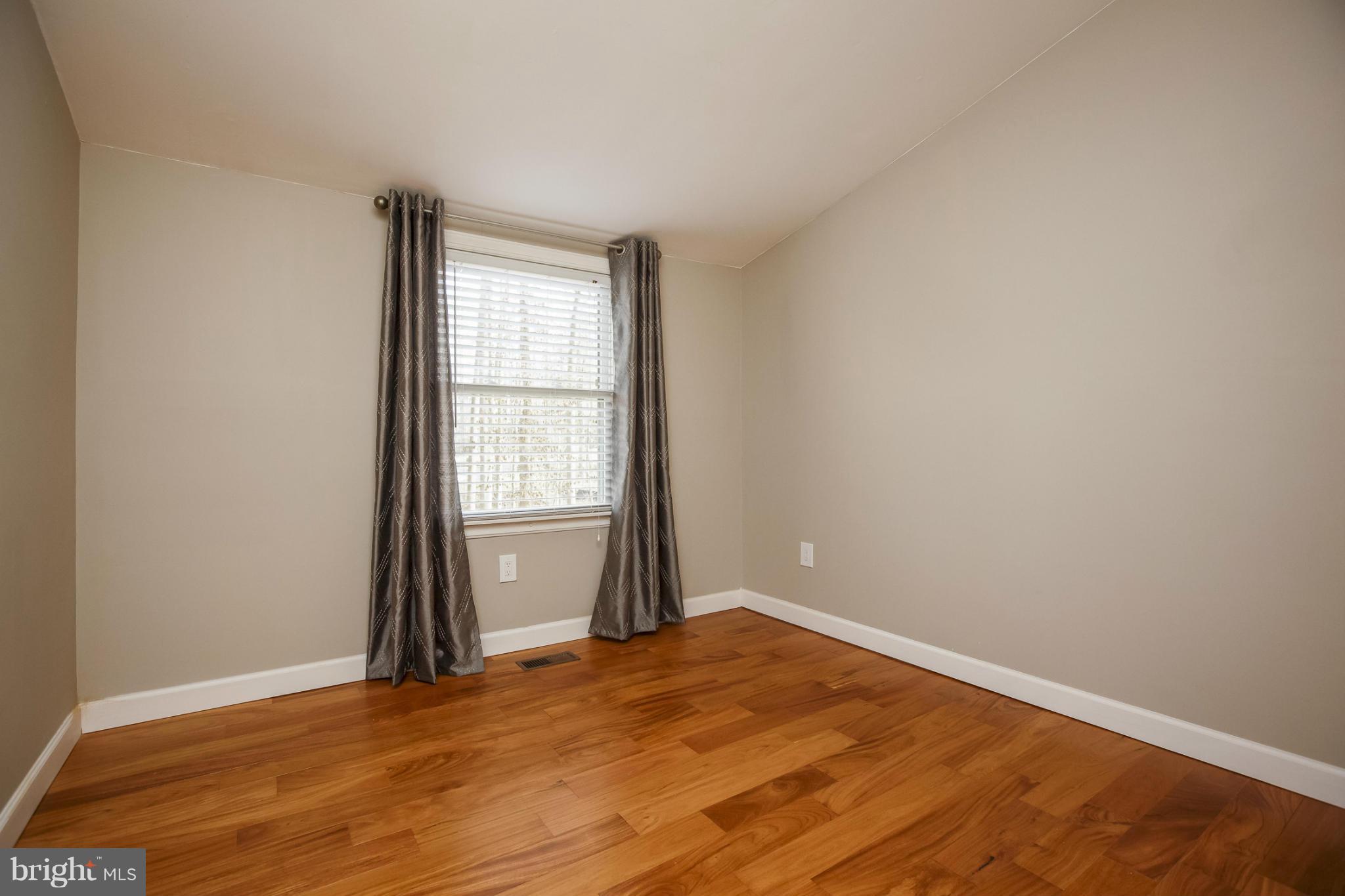 WHEATON OUT RES. (2) - Residential