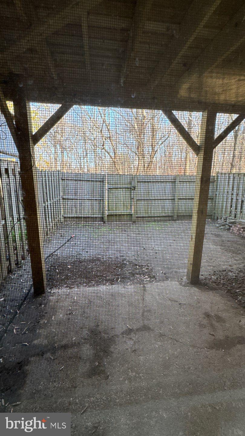 CROFTON MEADOWS - Residential Lease