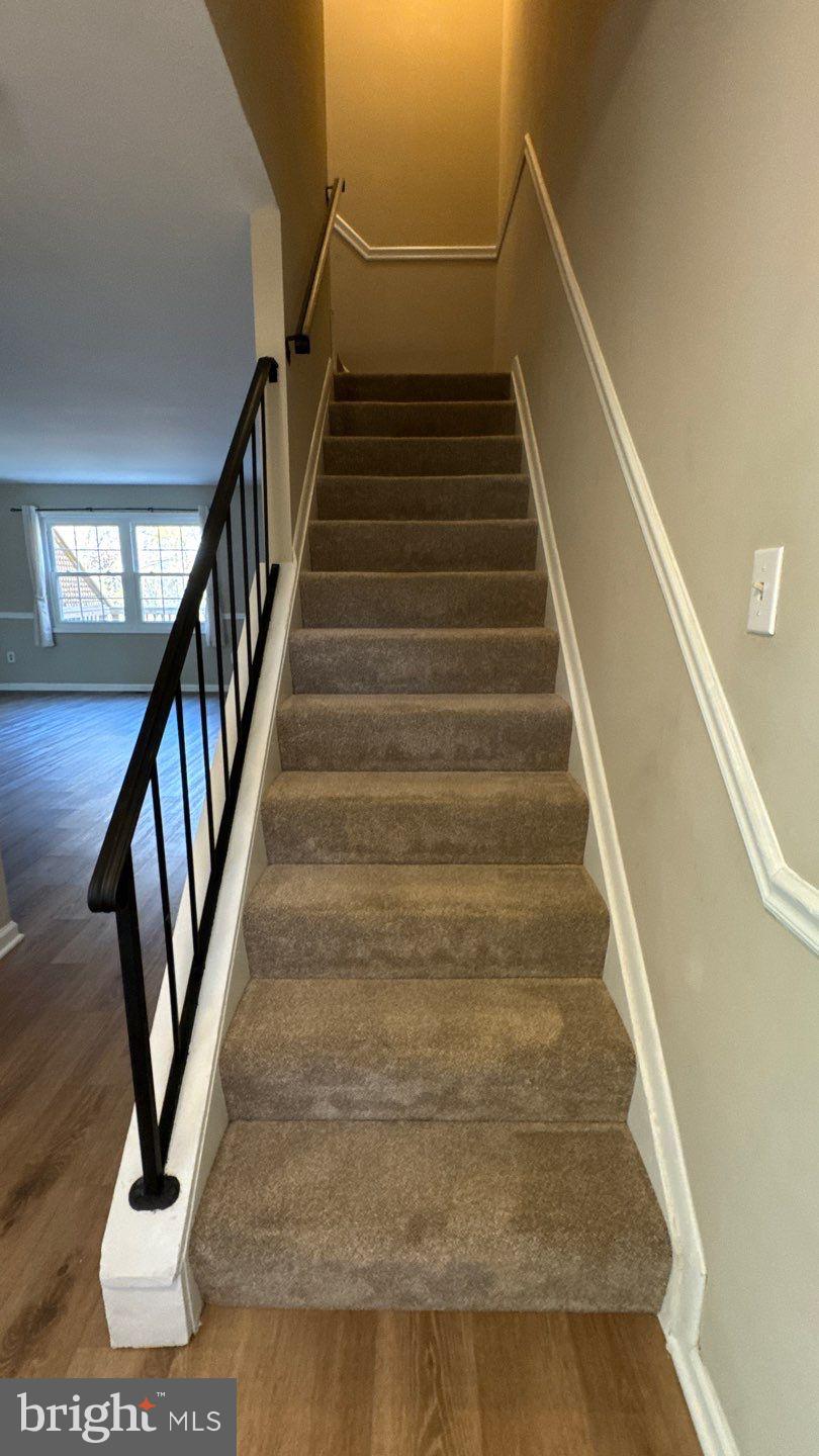 CROFTON MEADOWS - Residential Lease