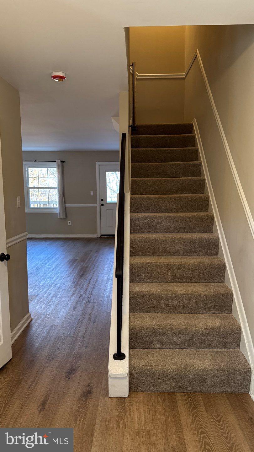 CROFTON MEADOWS - Residential Lease