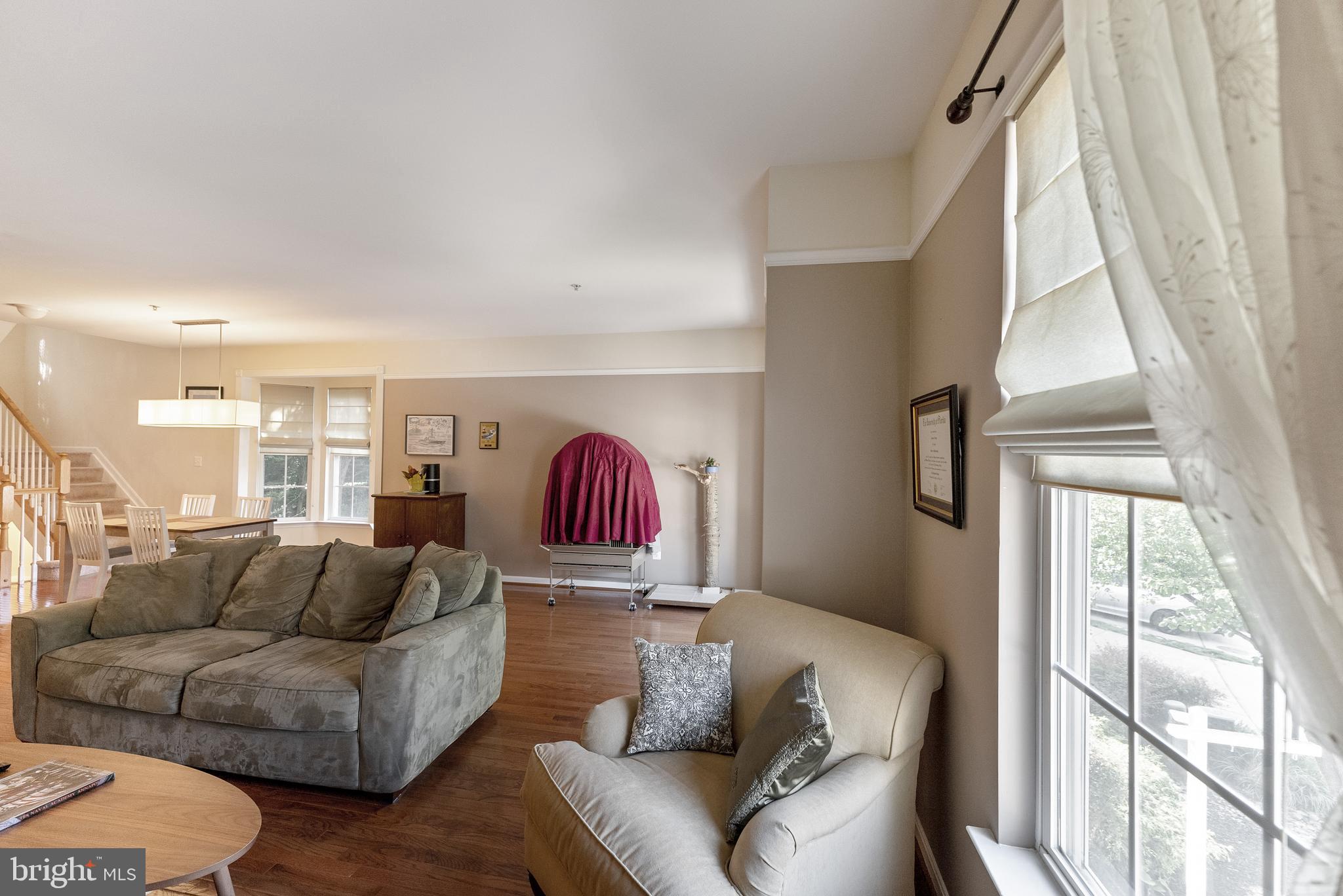 COLLEGE PARKWAY PLACE - Residential