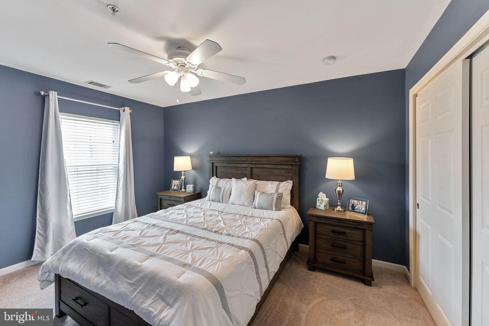 COLLEGE PARKWAY PLACE - Residential