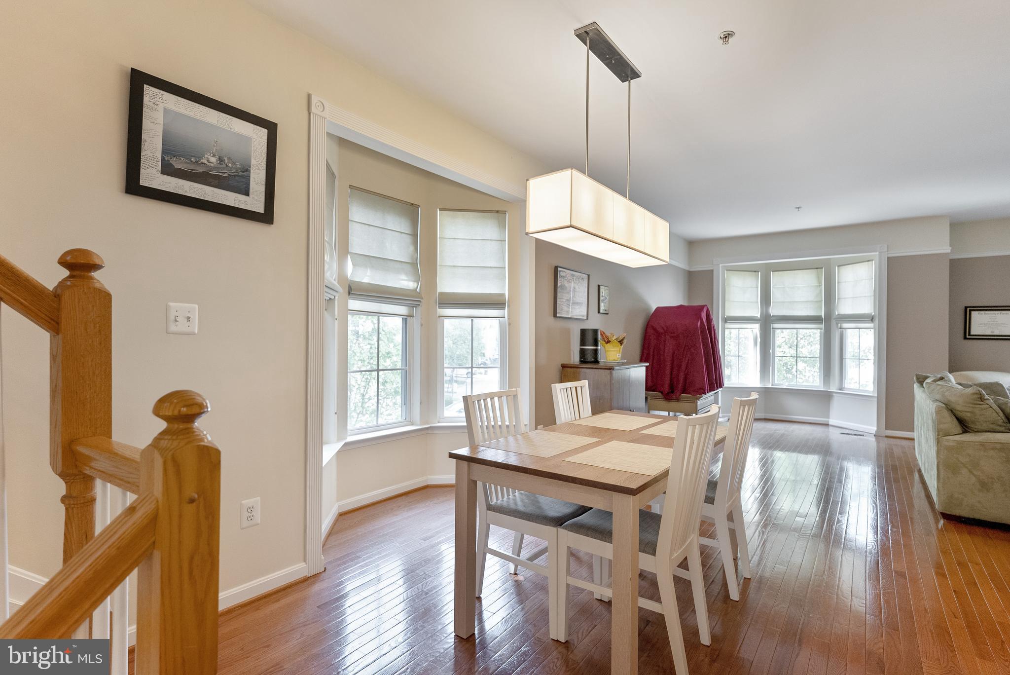 COLLEGE PARKWAY PLACE - Residential