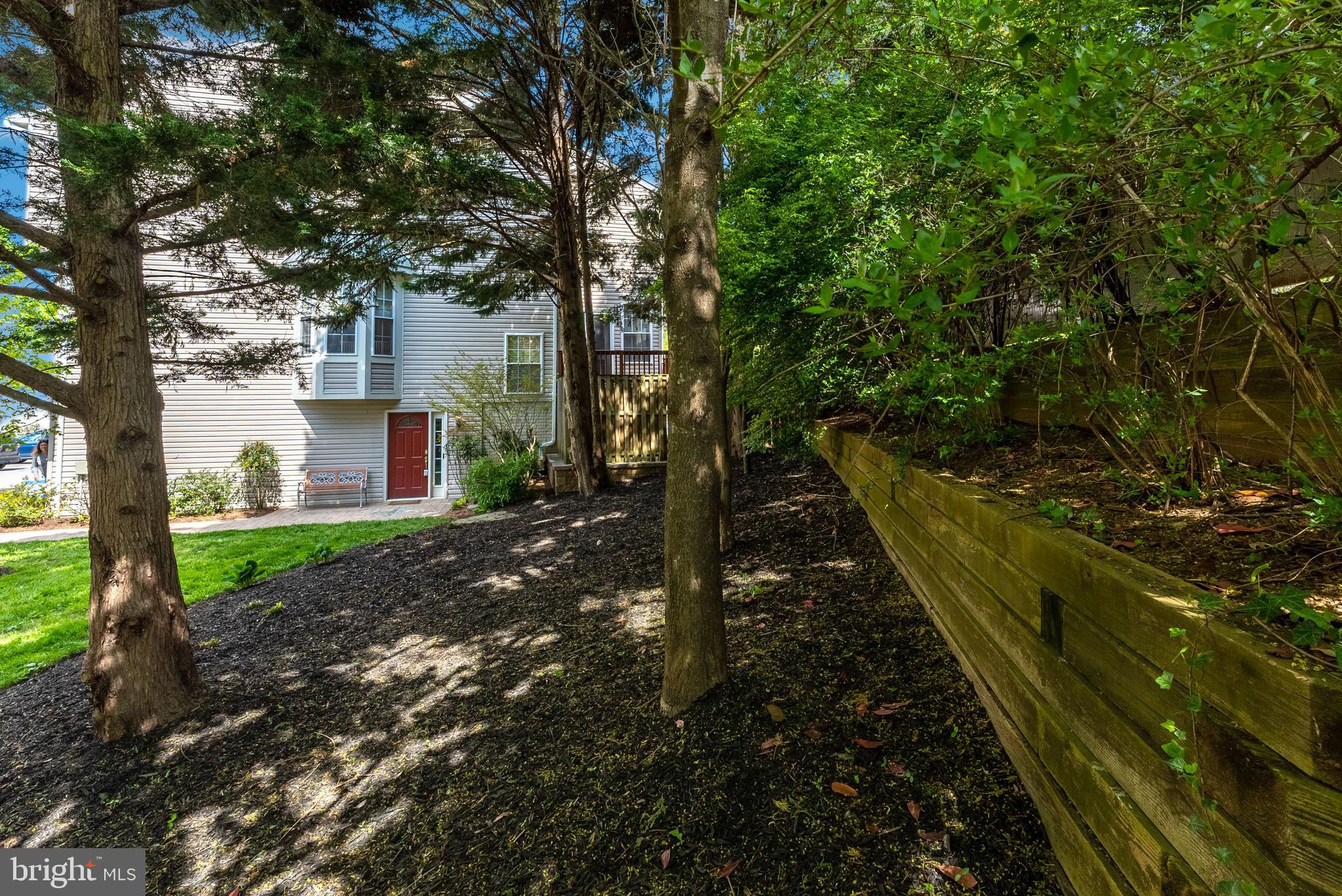 COLLEGE PARKWAY PLACE - Residential