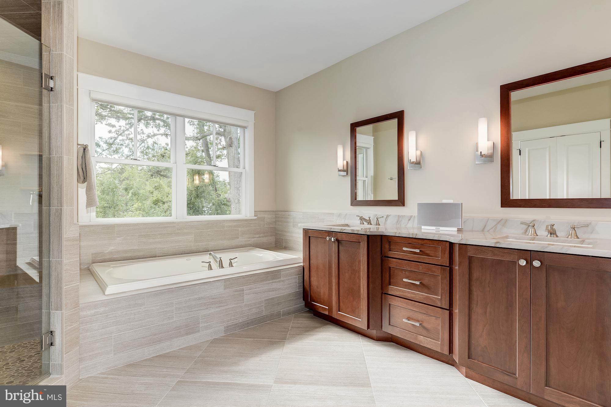 MINOR HILL - Residential