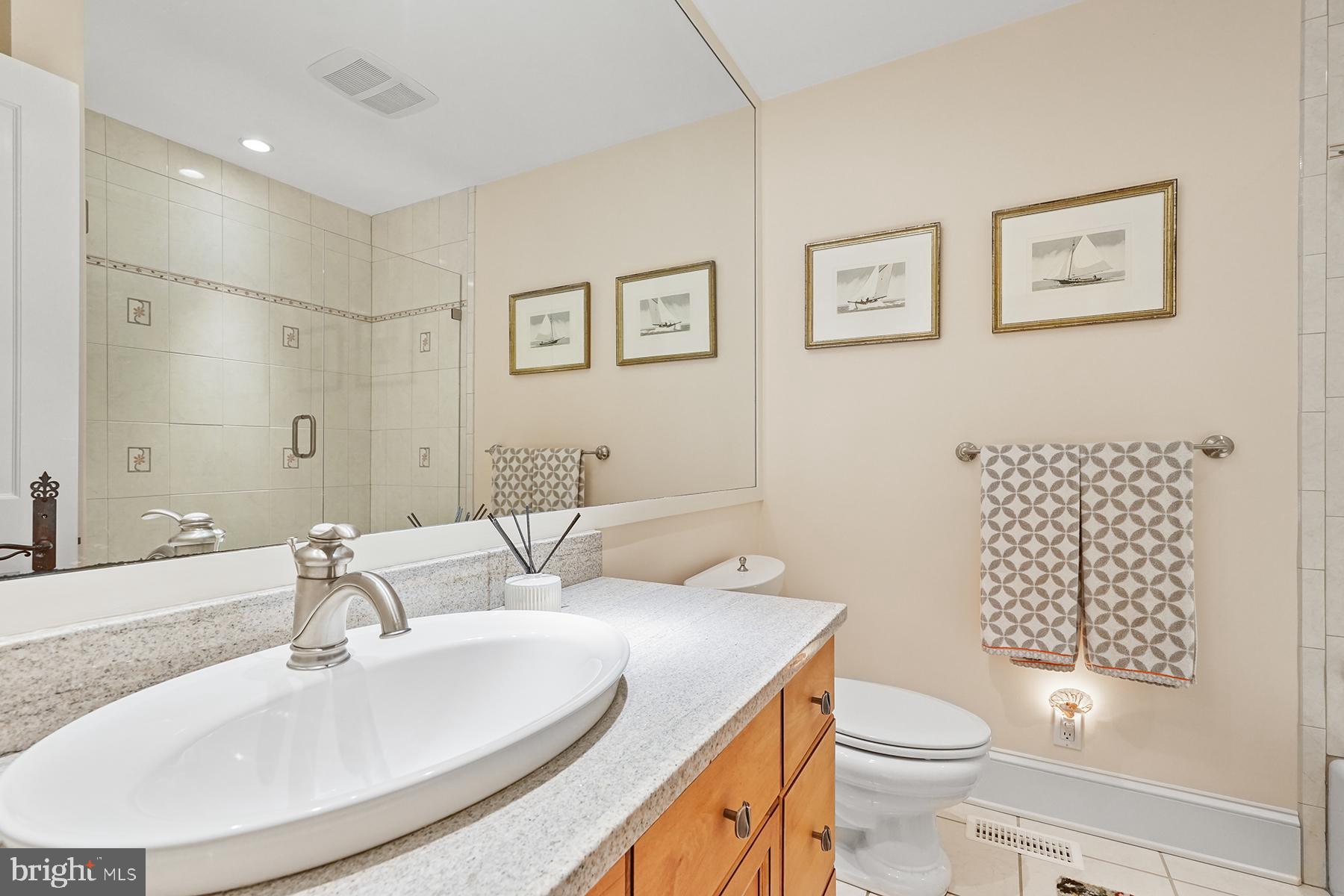 RATCLIFFE FARM - Residential