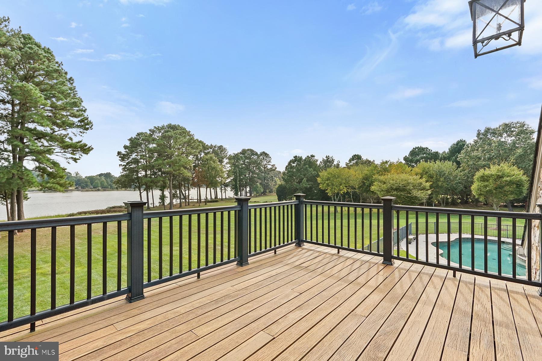 RATCLIFFE FARM - Residential