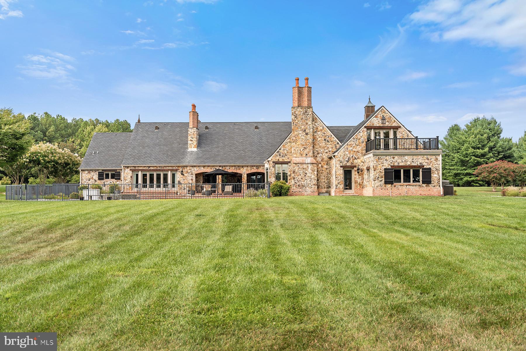 RATCLIFFE FARM - Residential
