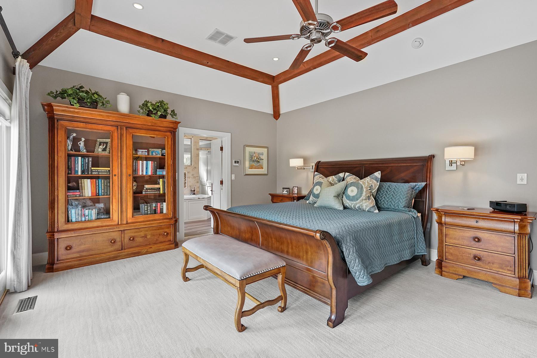 RATCLIFFE FARM - Residential