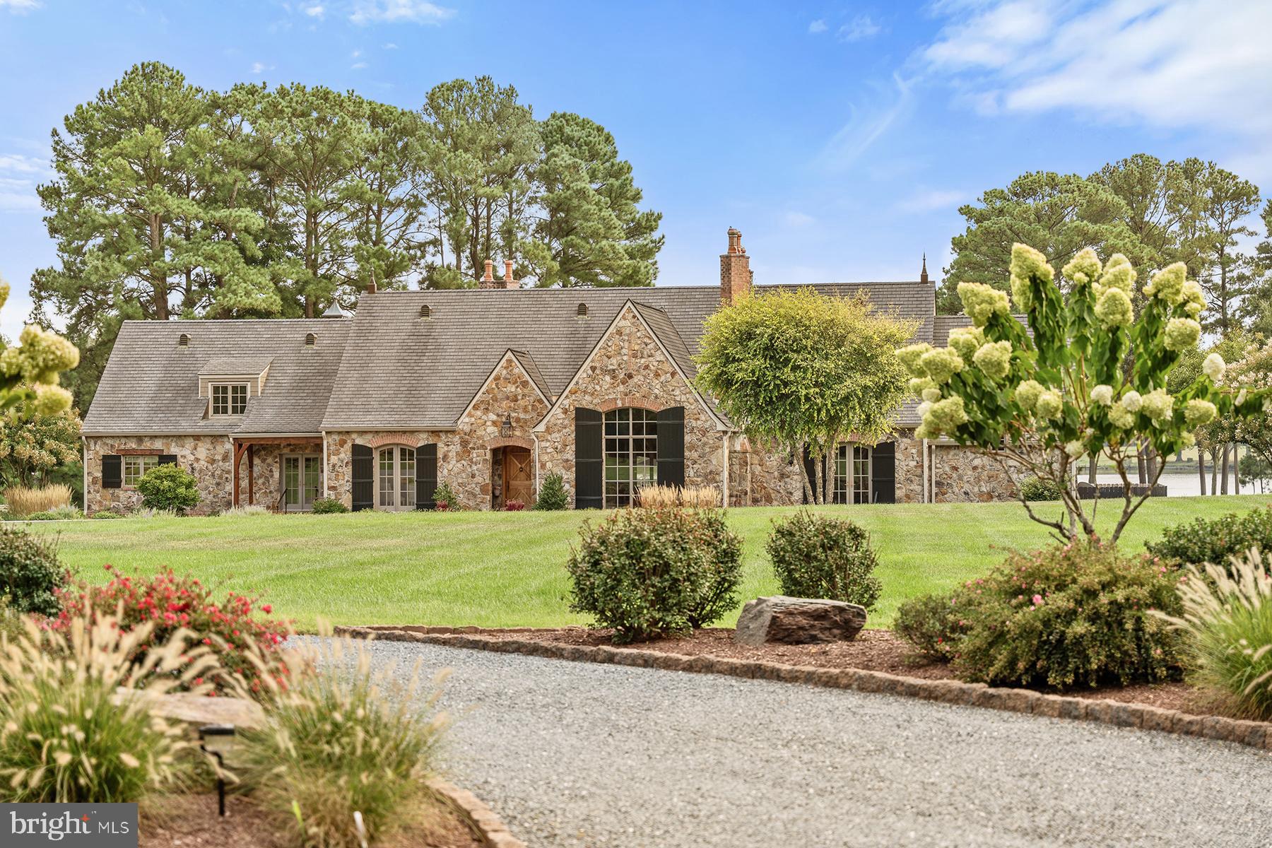 RATCLIFFE FARM - Residential