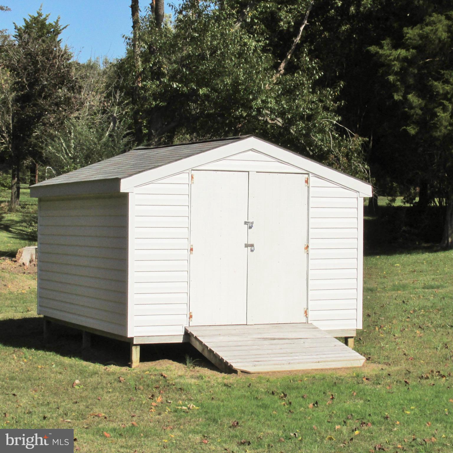 CHESAPEAKE COVE ESTATES - Residential