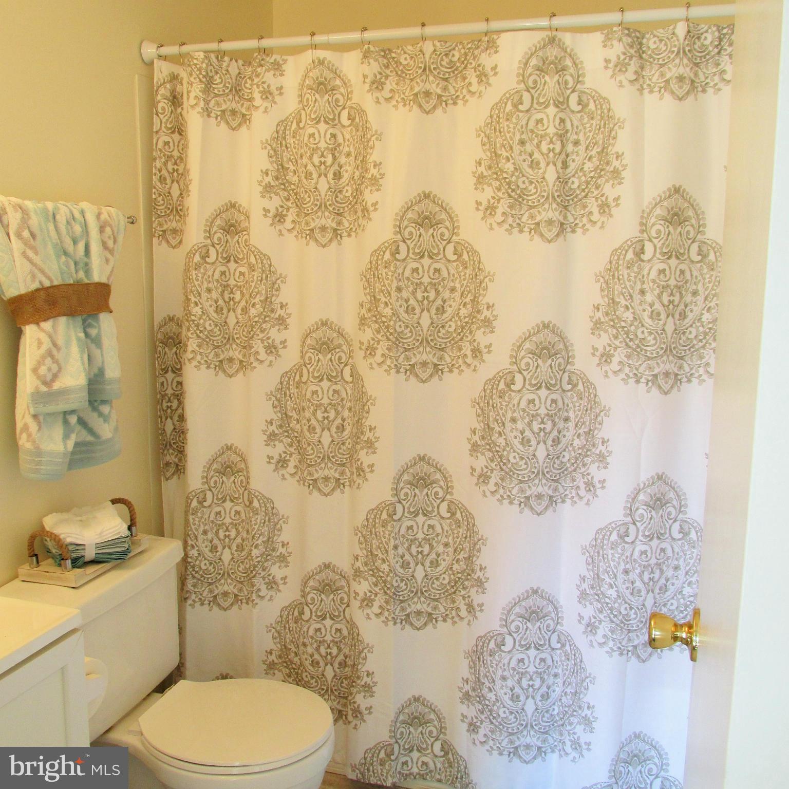 CHESAPEAKE COVE ESTATES - Residential