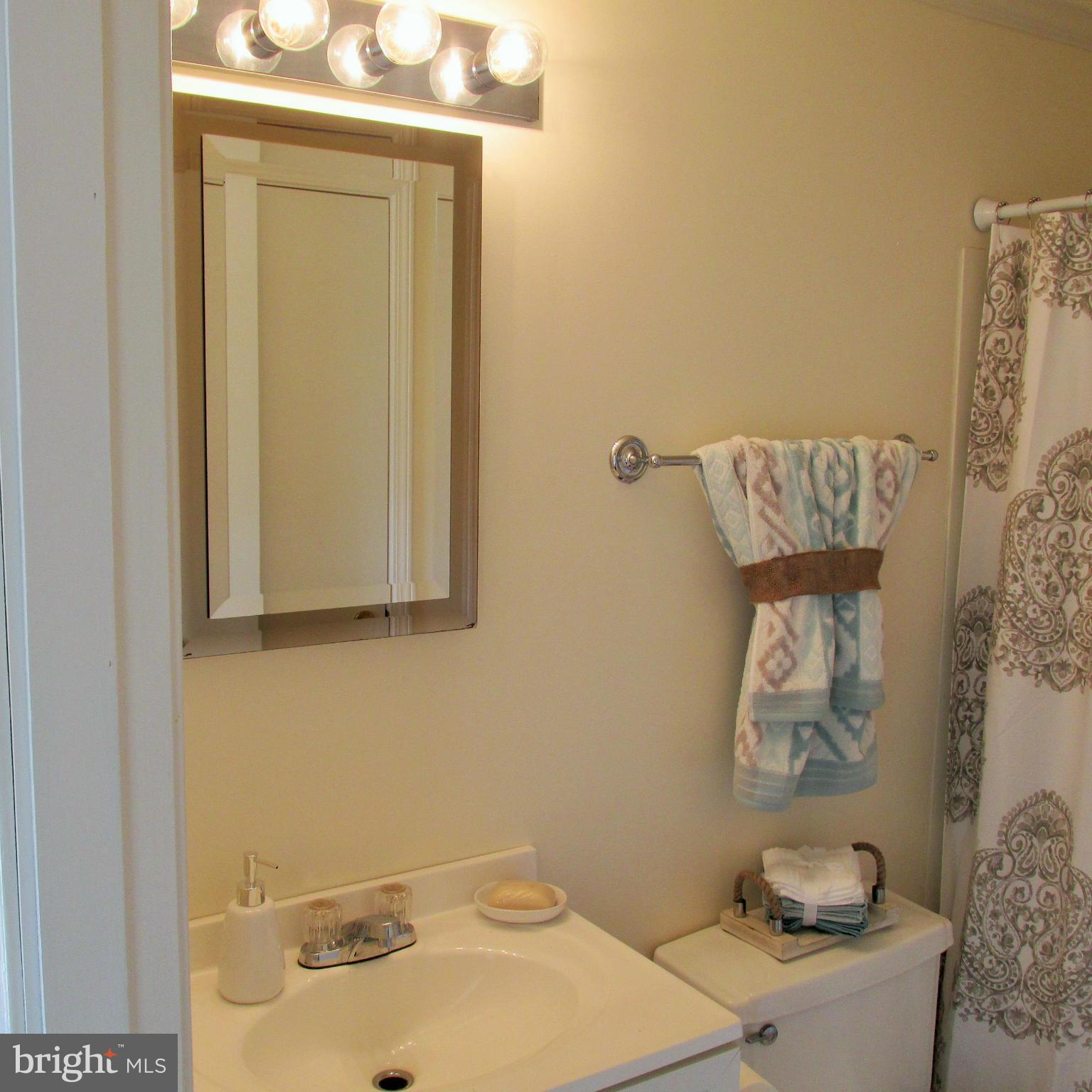 CHESAPEAKE COVE ESTATES - Residential