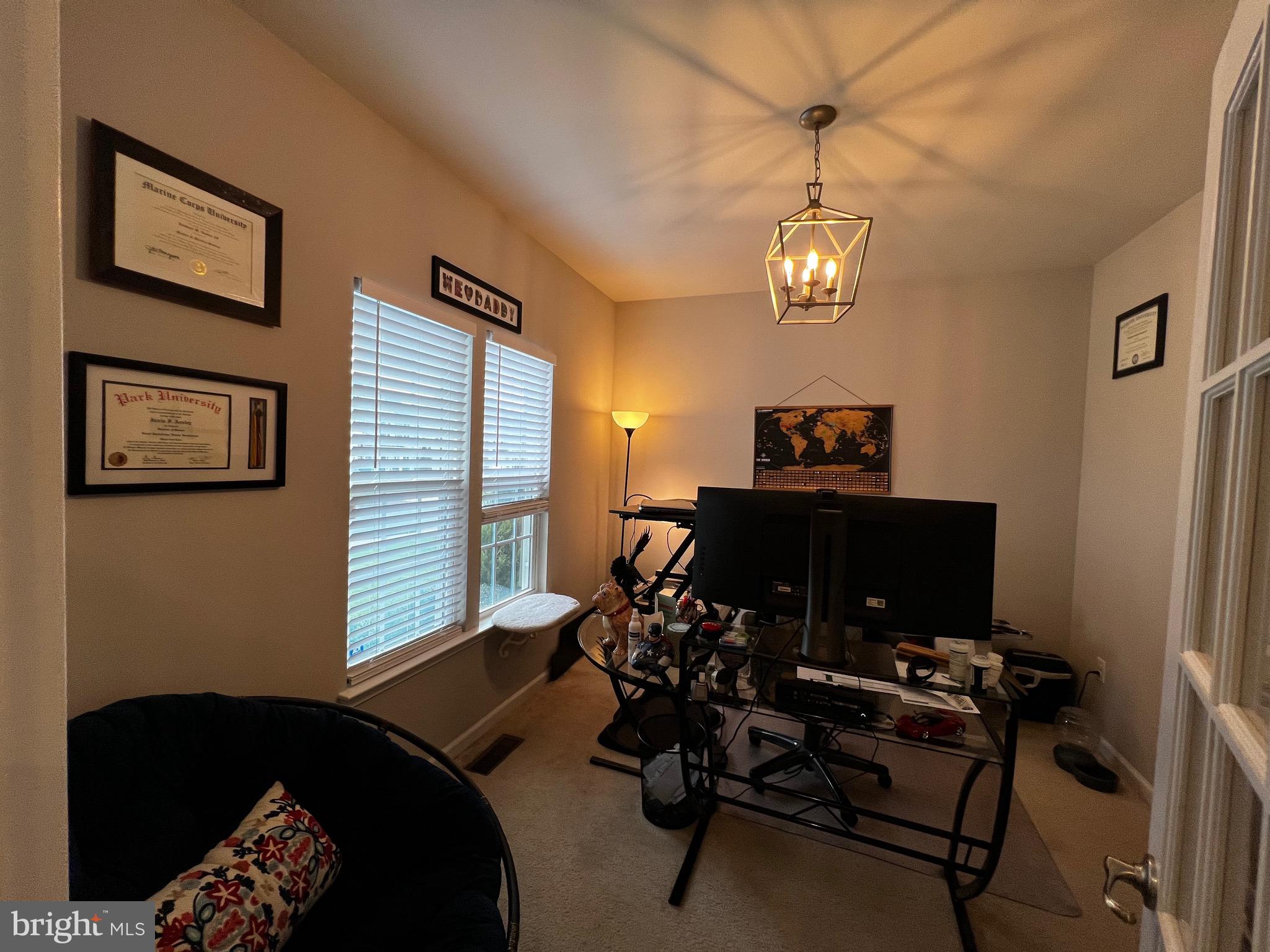 LIBERTY KNOLLS - Residential Lease