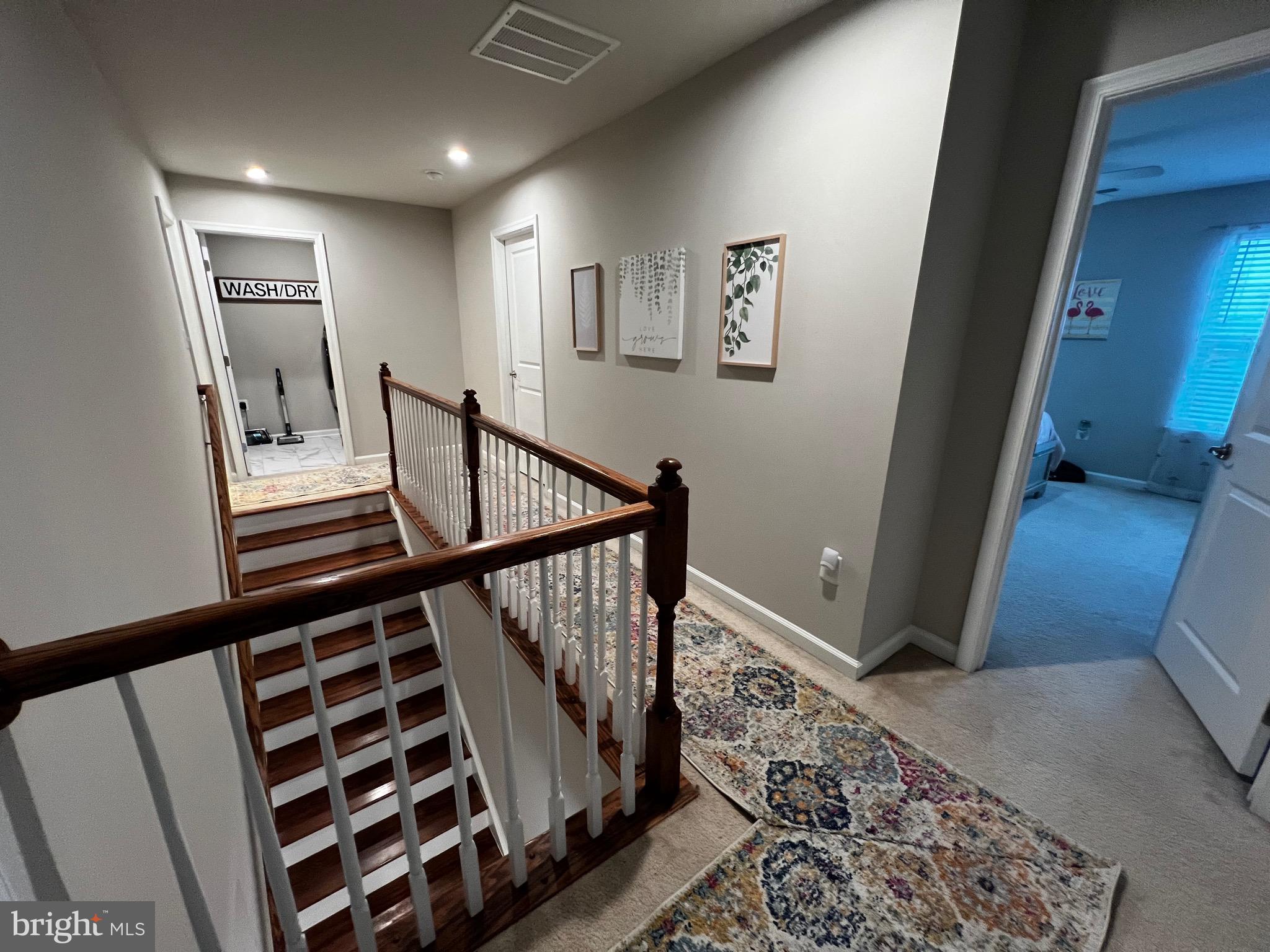 LIBERTY KNOLLS - Residential Lease