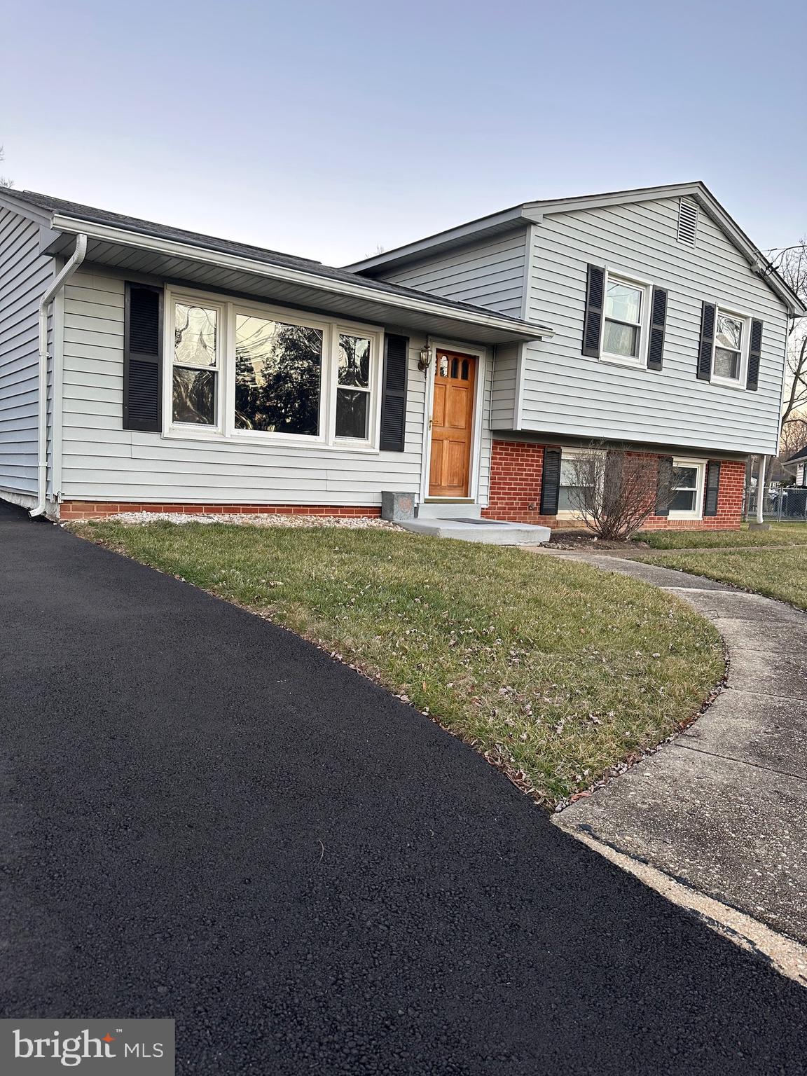 8019 BECKNER COURT