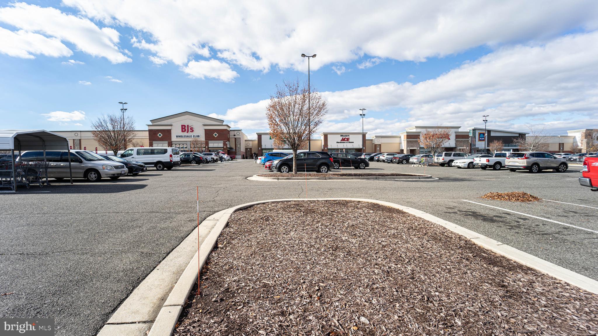 WESTPHALIA ROW - Residential