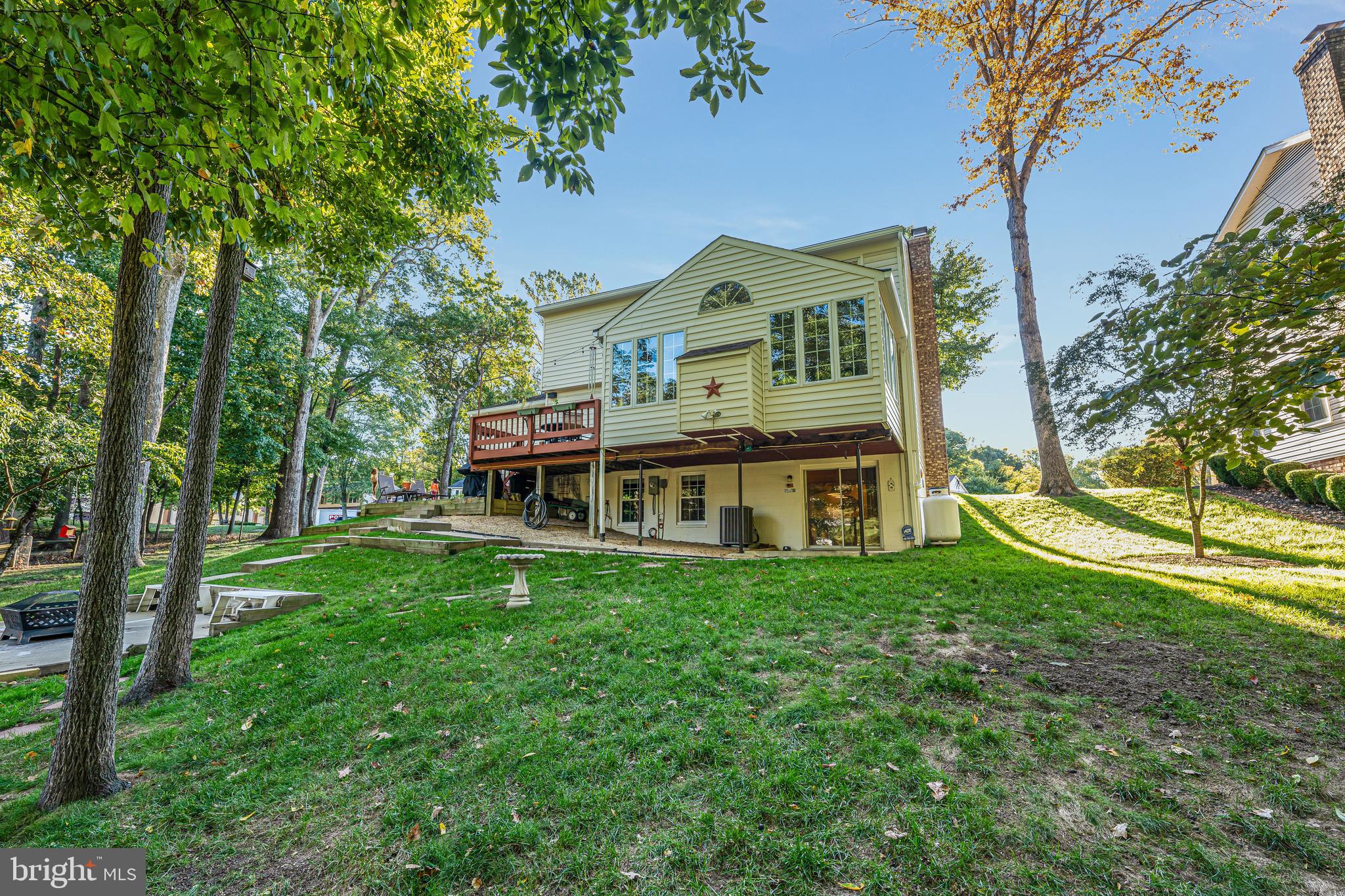 LAKE RIDGE - Residential