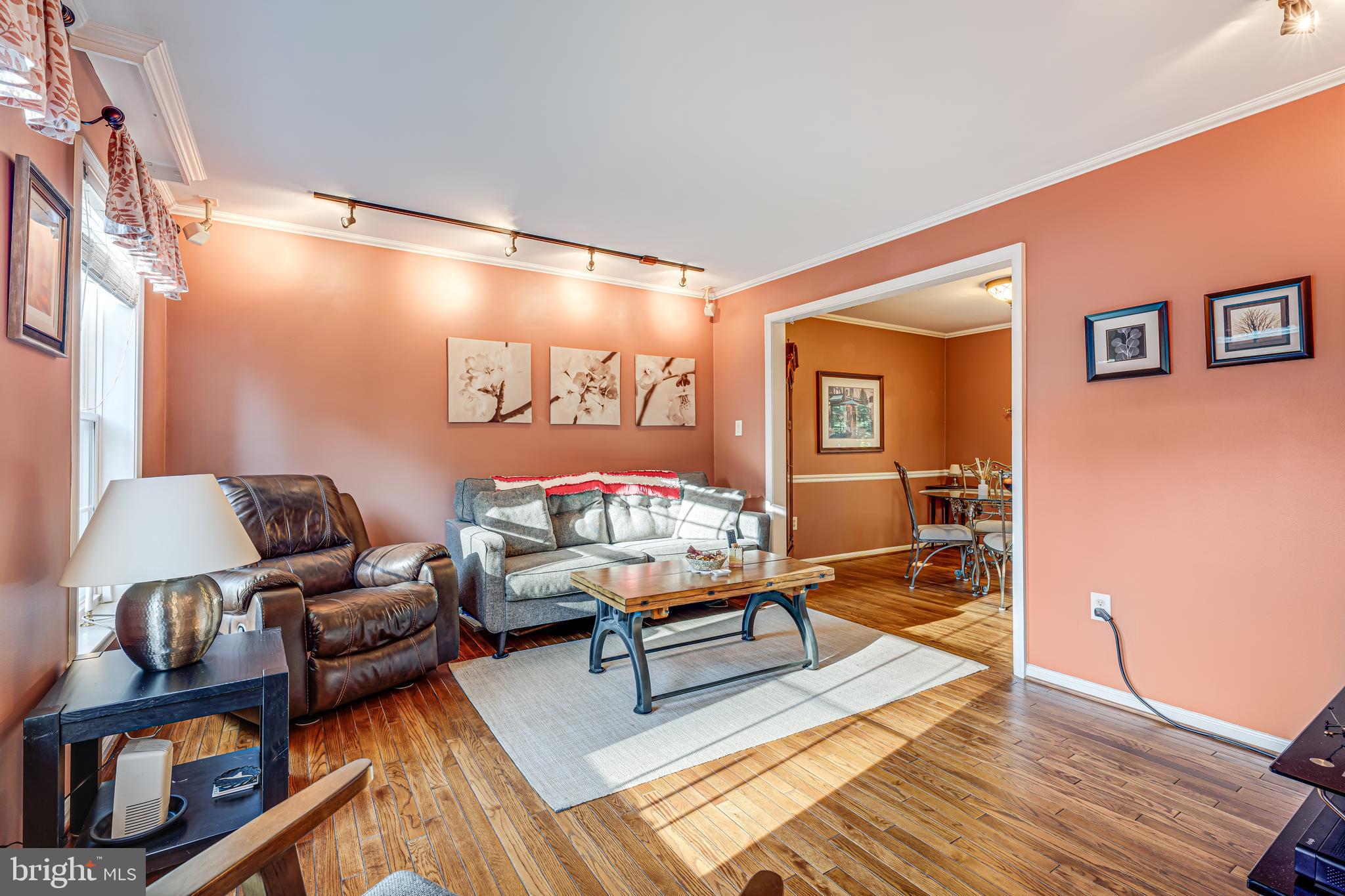 LAKE RIDGE - Residential