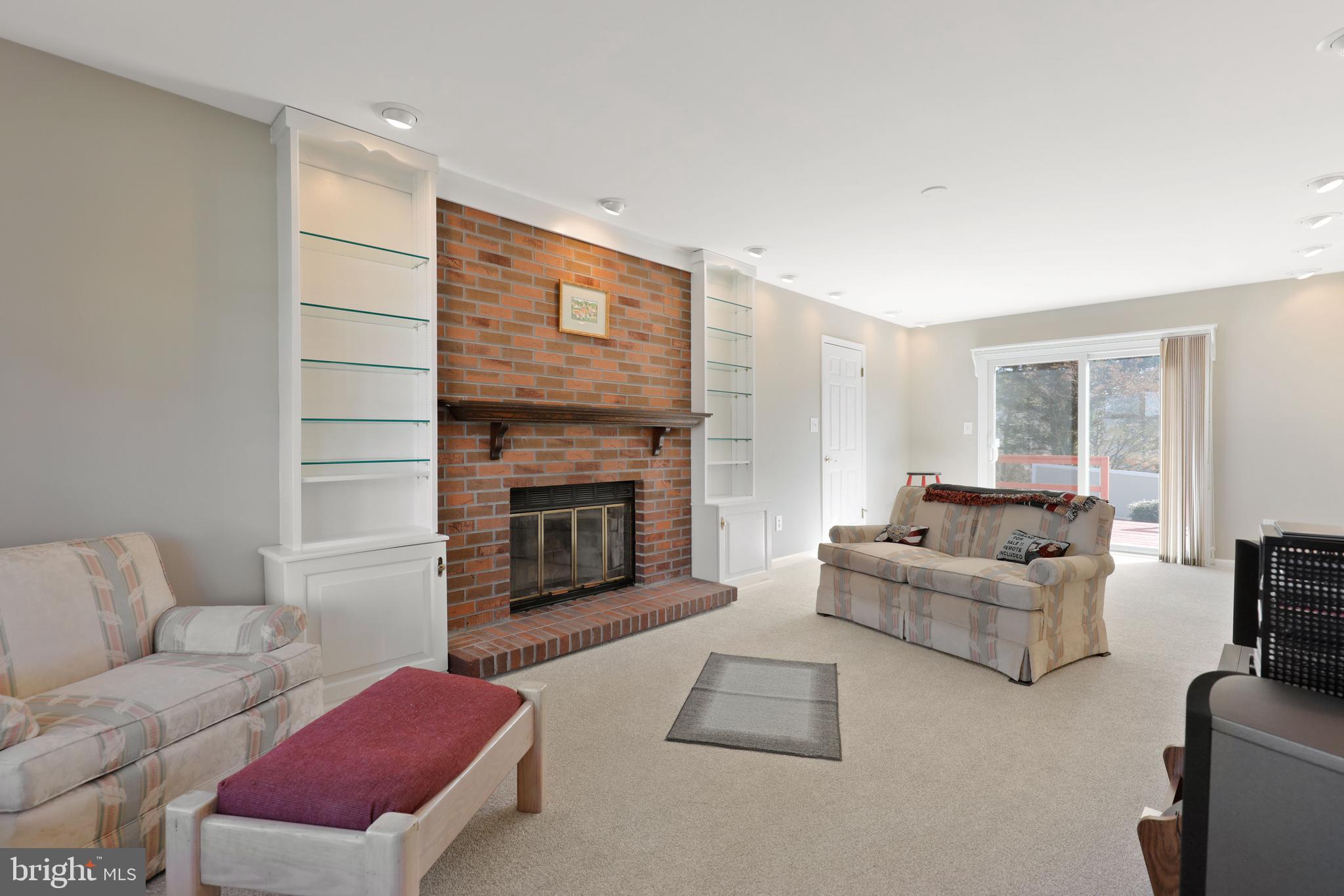 GREEN VALLEY MANOR - Residential