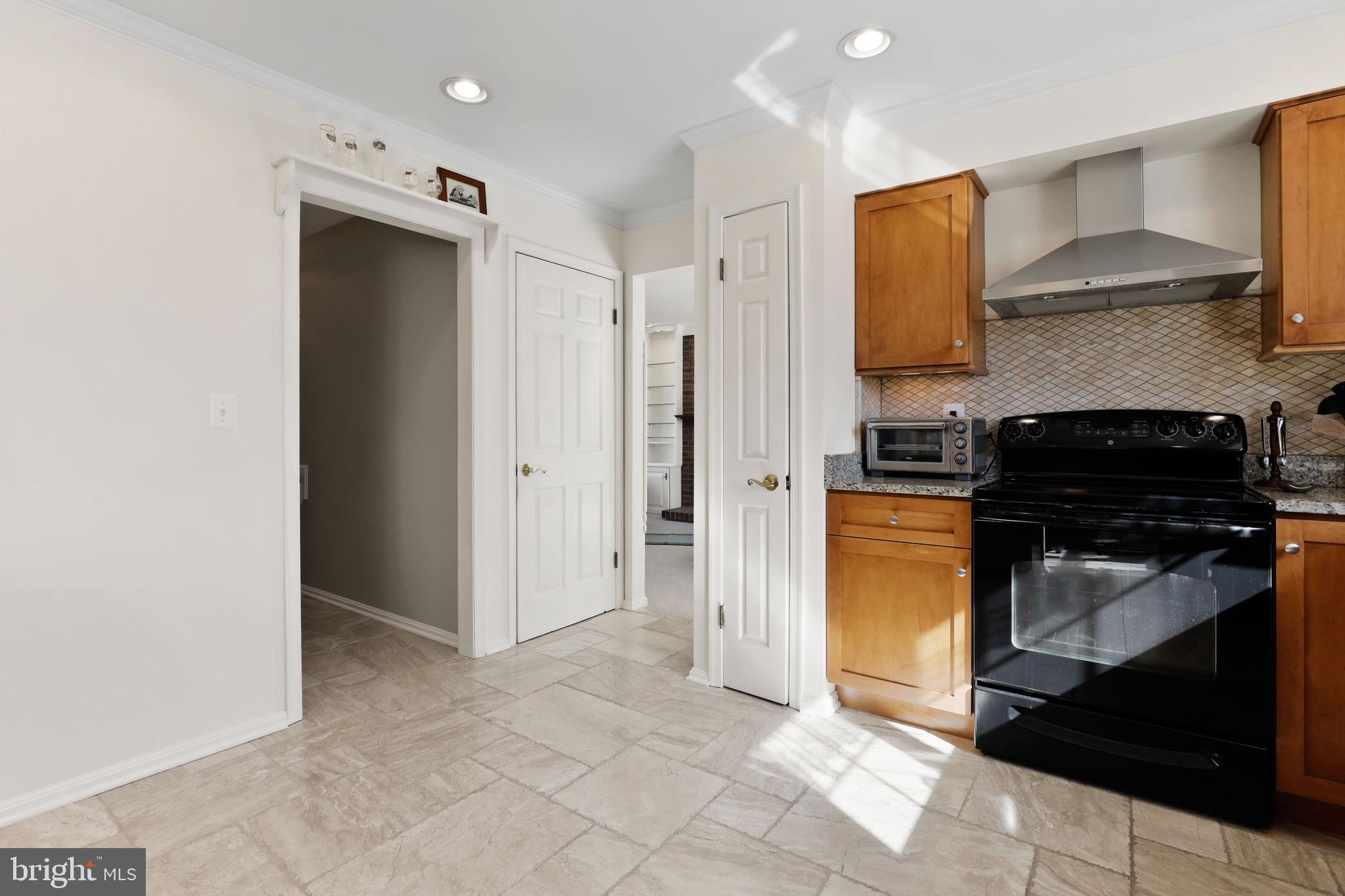 GREEN VALLEY MANOR - Residential