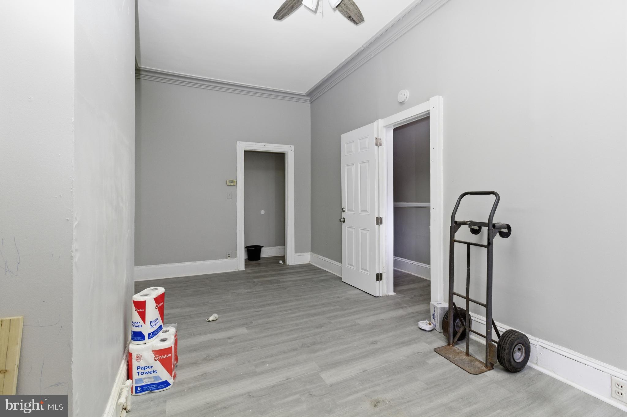 1515 W MULBERRY STREET