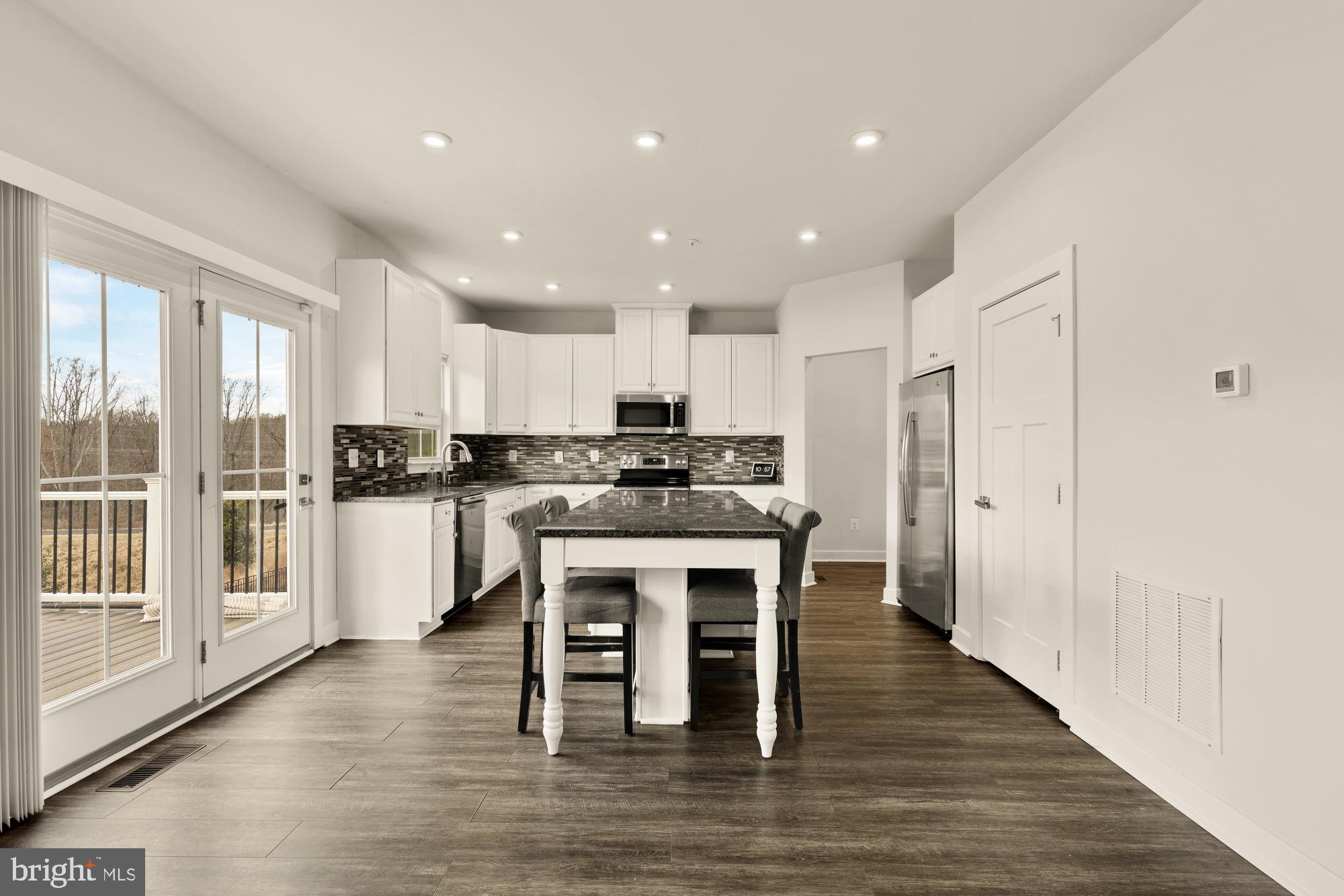 POTOMAC SHORES - Residential