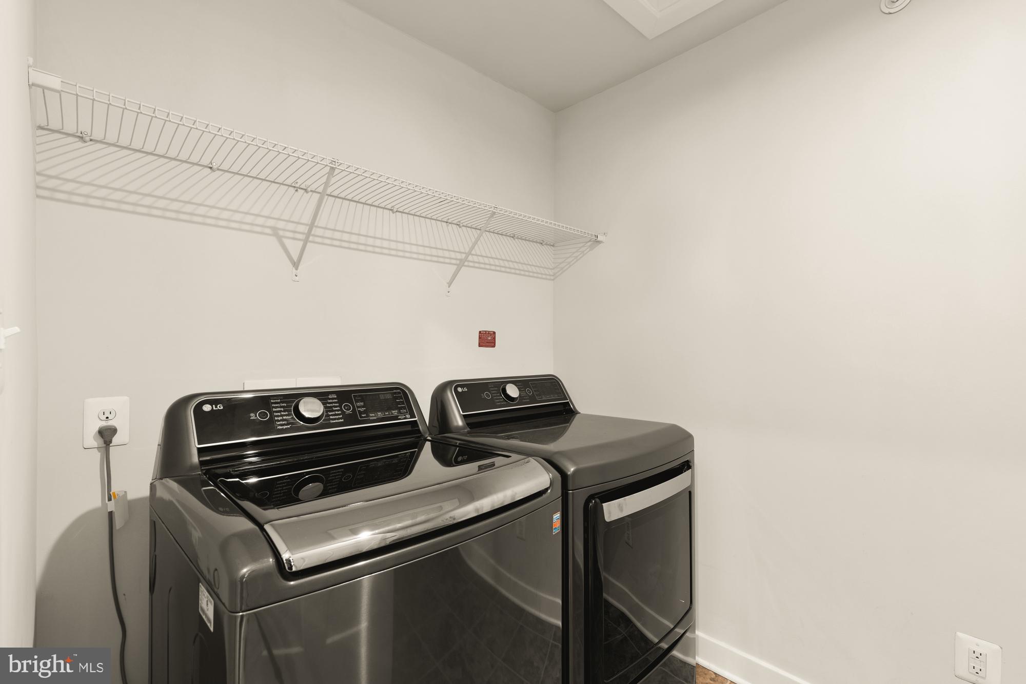 POTOMAC SHORES - Residential