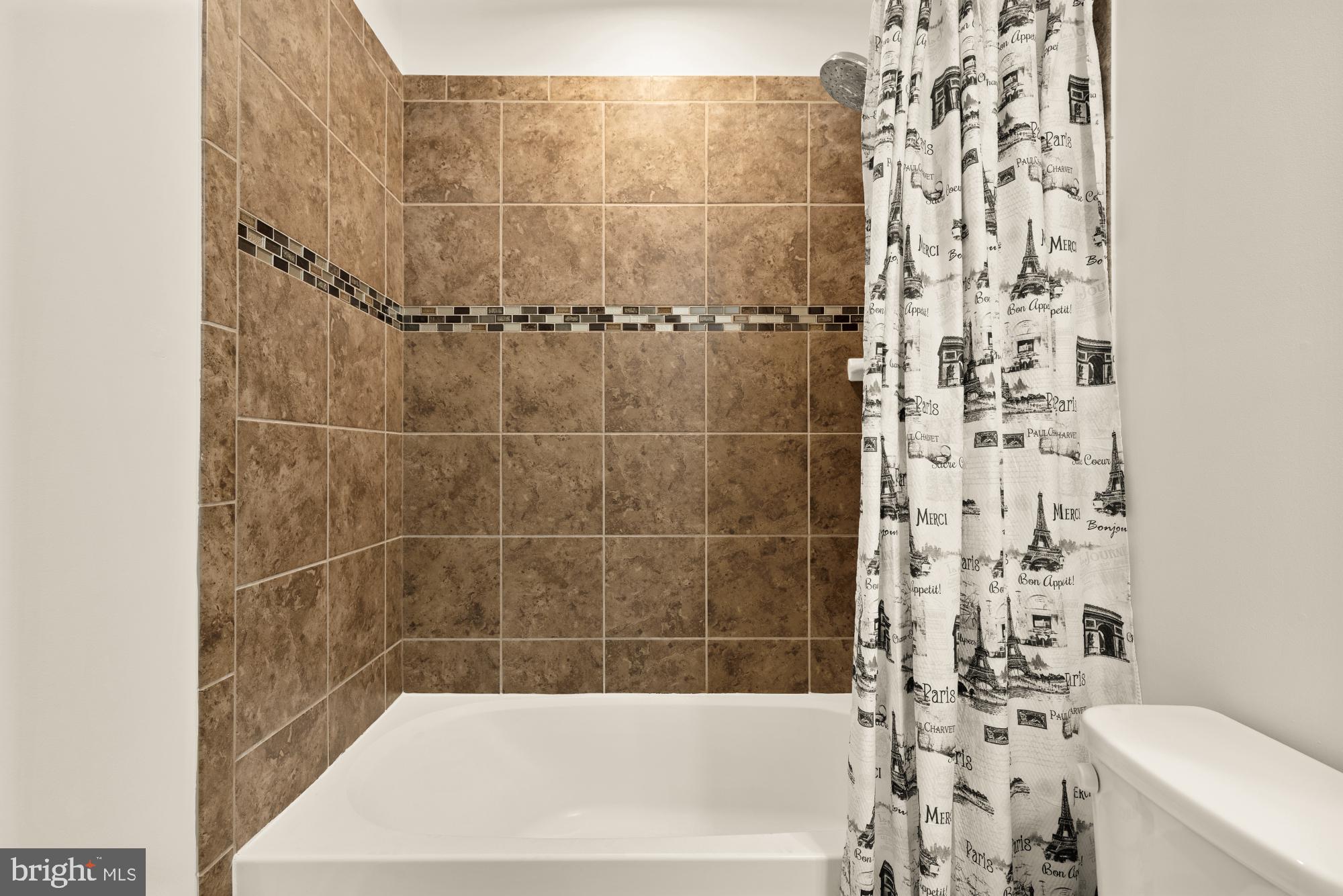 POTOMAC SHORES - Residential