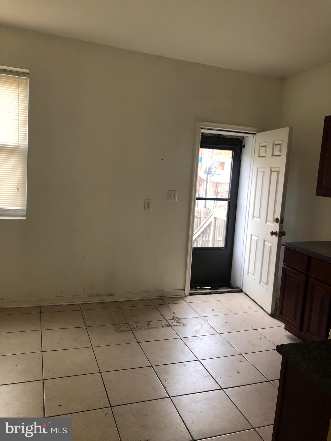 WOODMERE - Residential