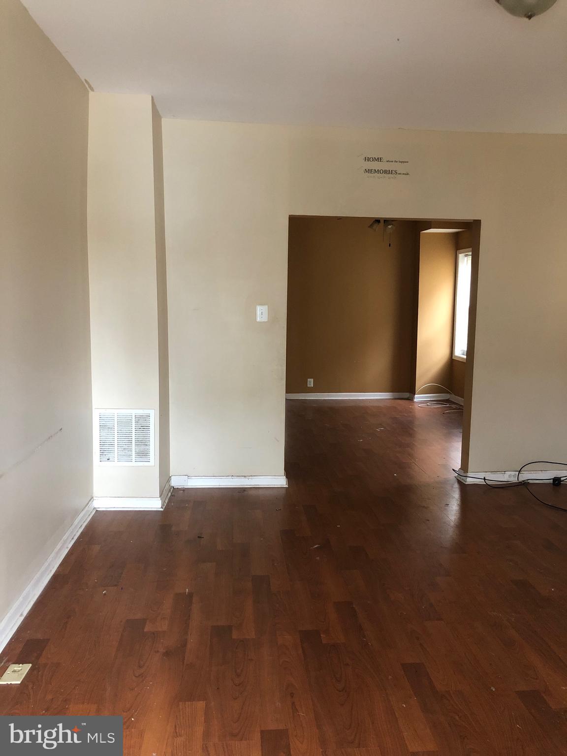 WOODMERE - Residential