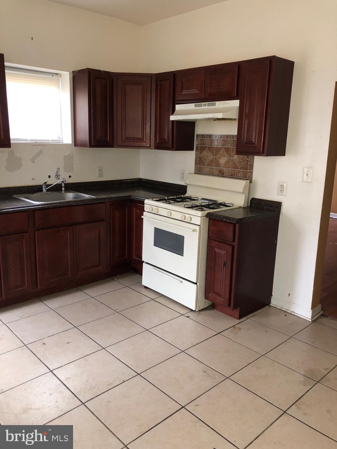 WOODMERE - Residential