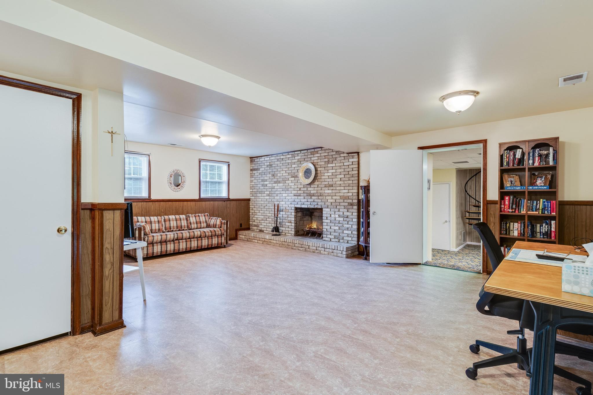 HAWTHORNE - Residential