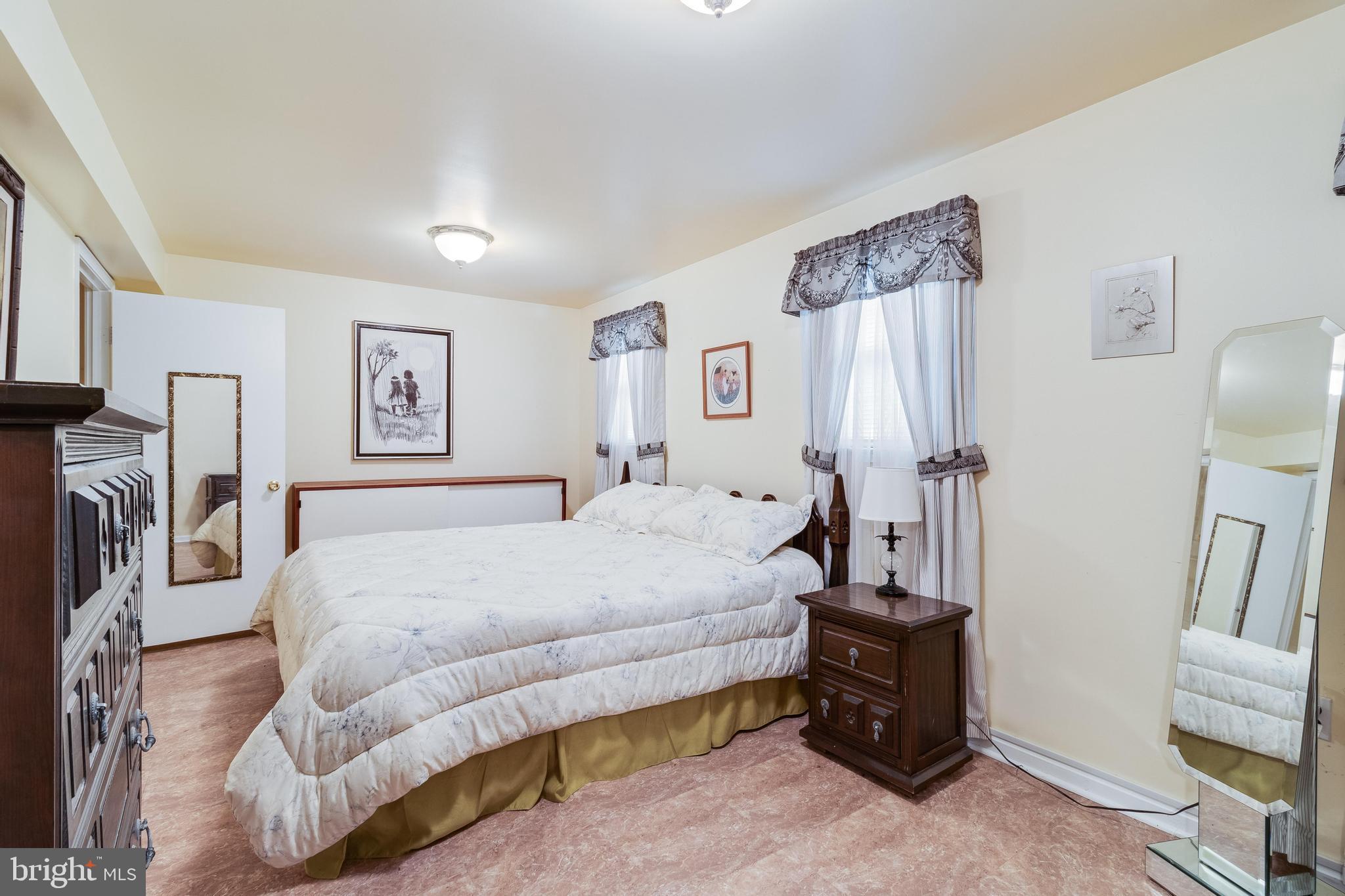 HAWTHORNE - Residential