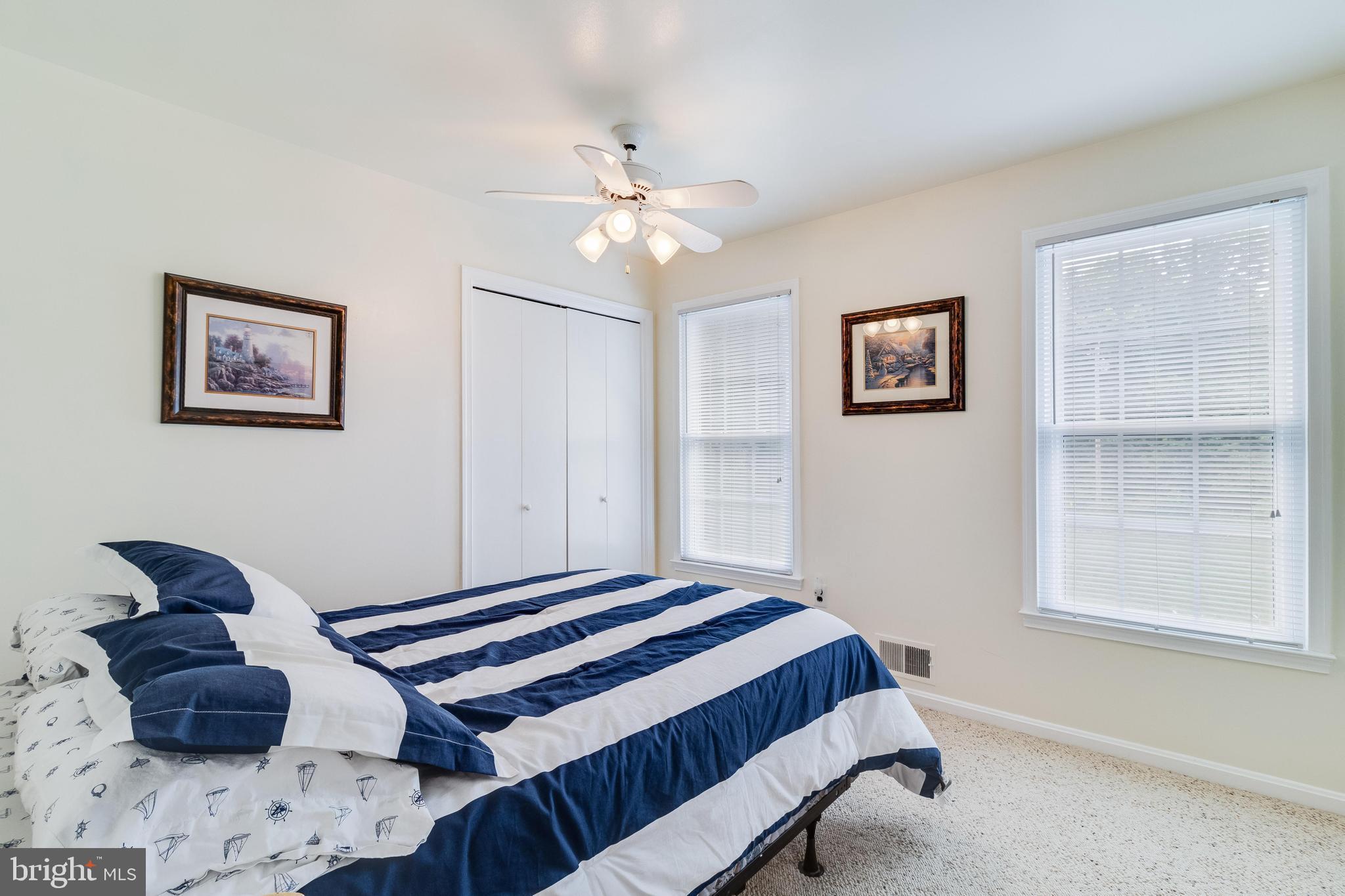 HAWTHORNE - Residential