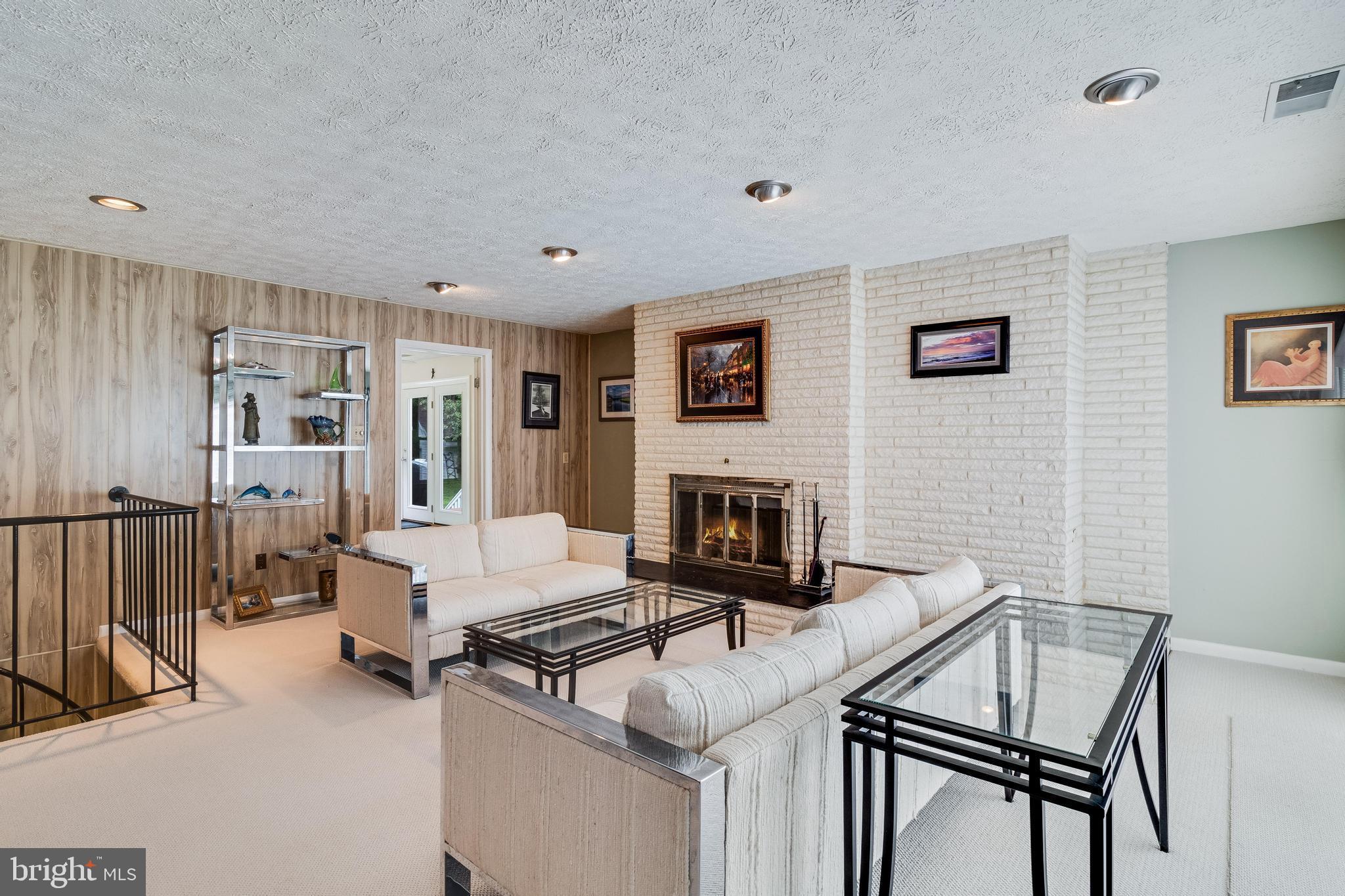 HAWTHORNE - Residential