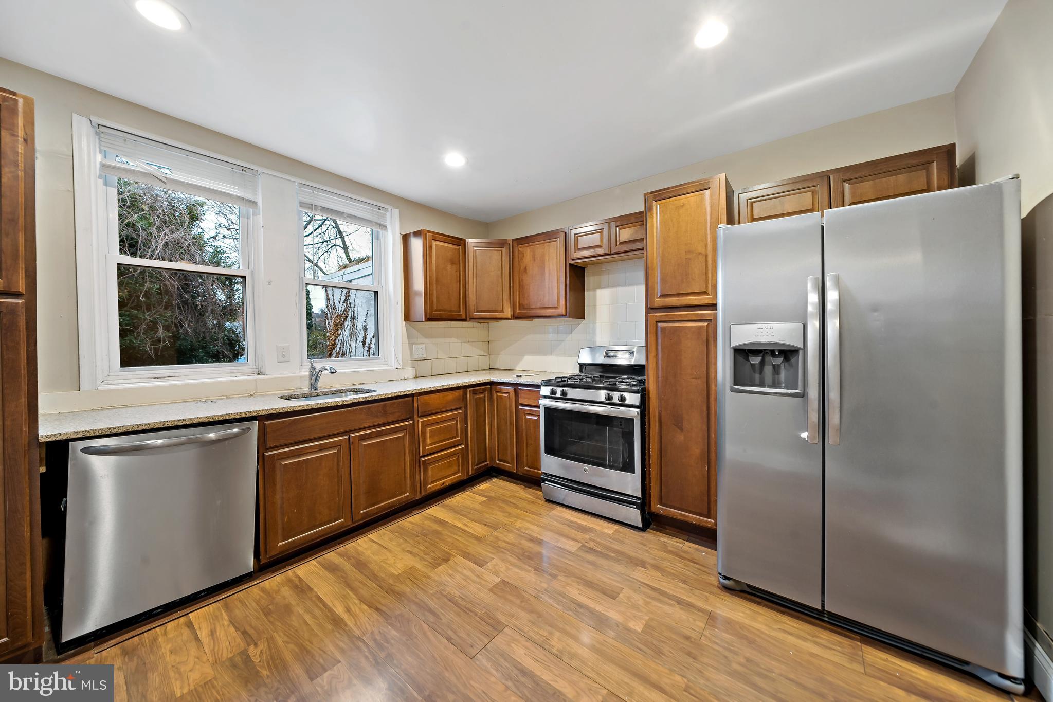 MANAYUNK - Residential