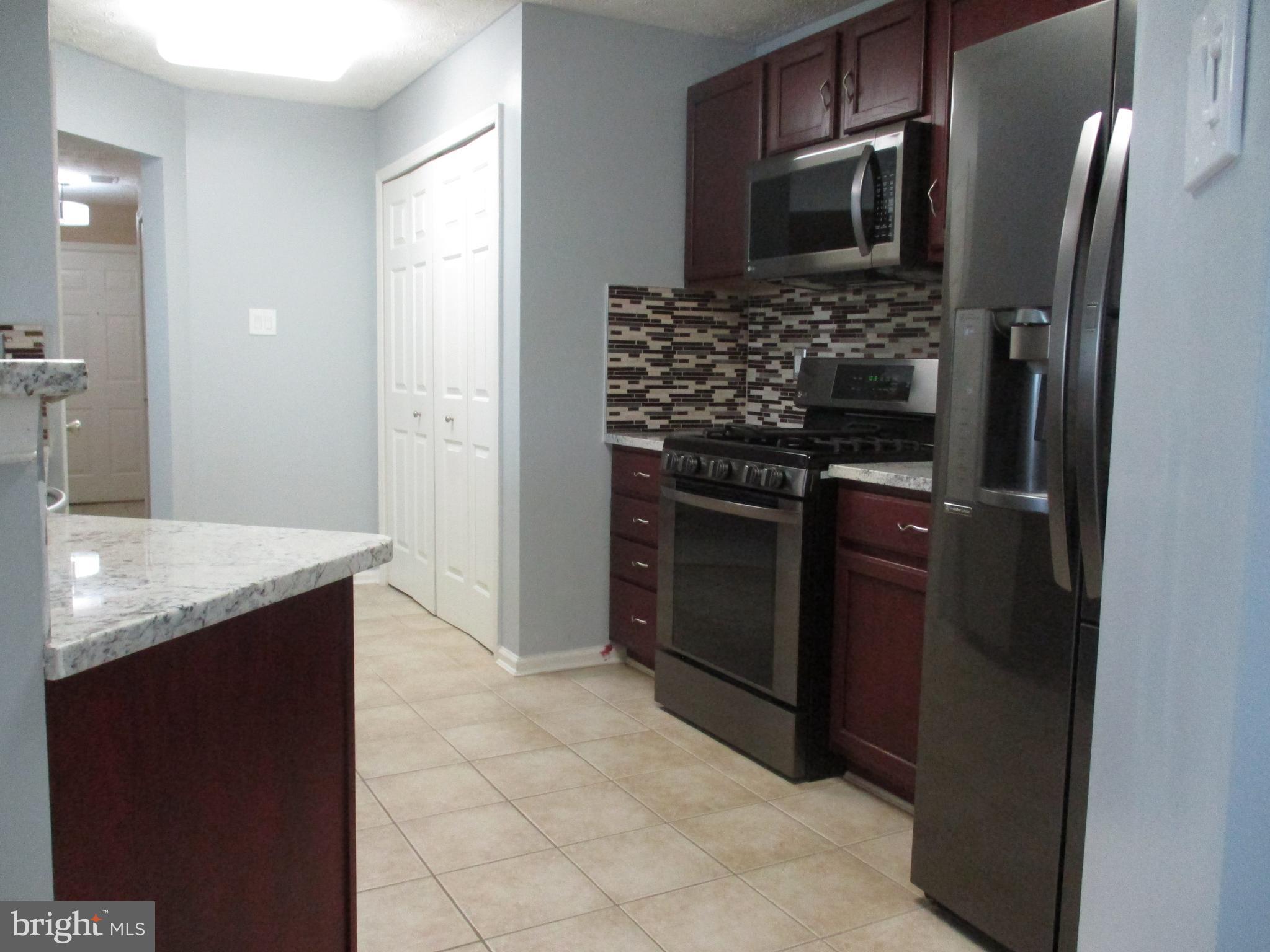 BCKGHM CND@OWGS MS NW TN - Residential Lease